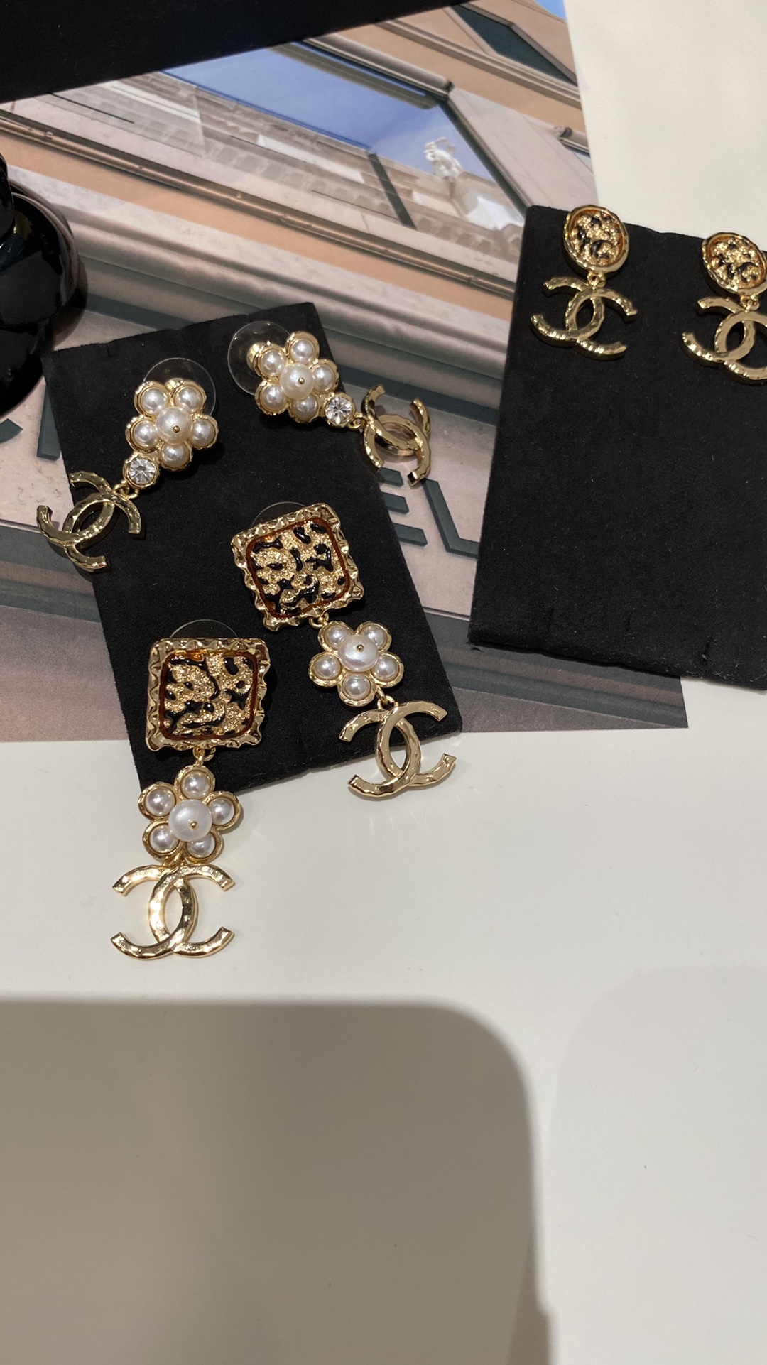 Chanel Jewelry Earring Black