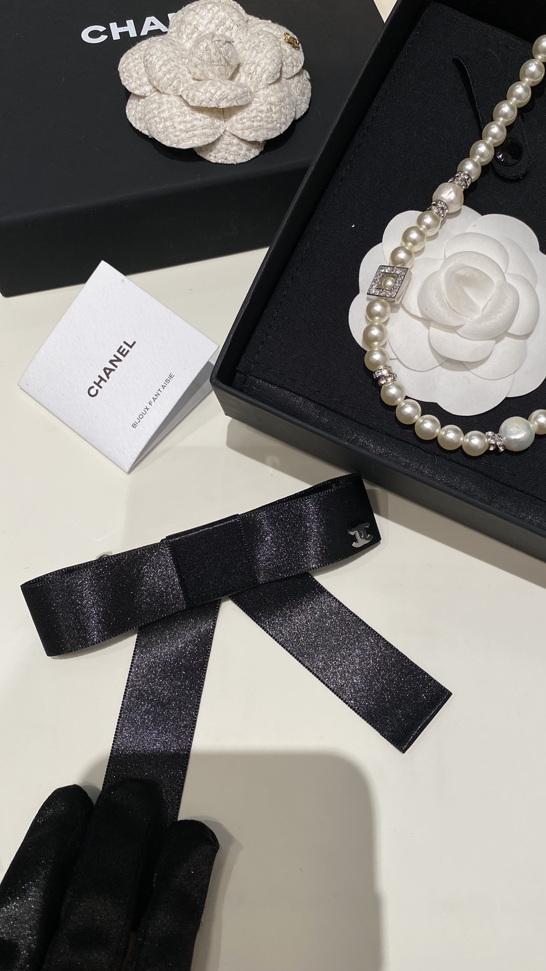Where could you find a great quality designer
 Chanel Cheap
 Hair Accessories Hairpin