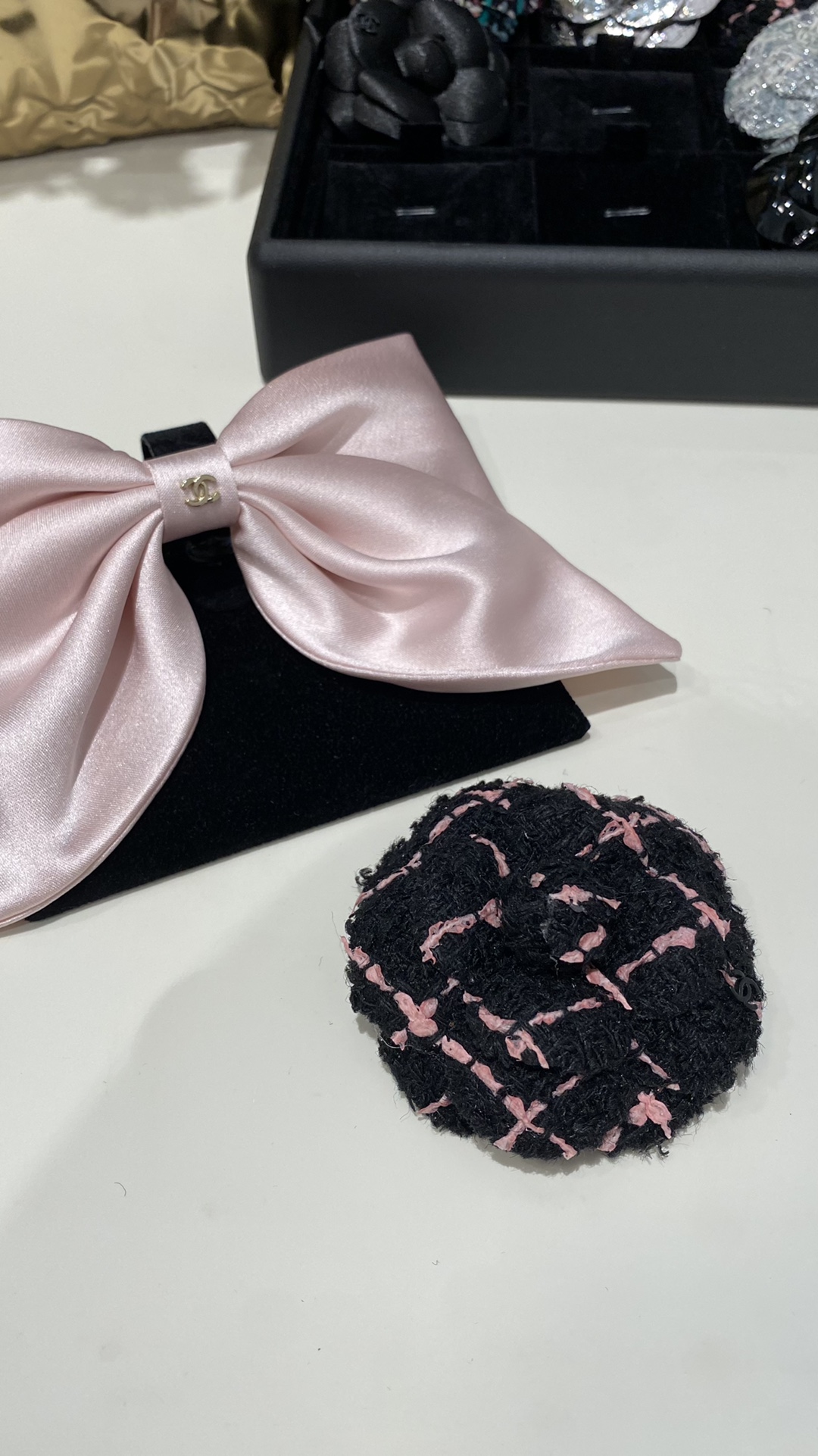 Chanel Jewelry Brooch Black Pink