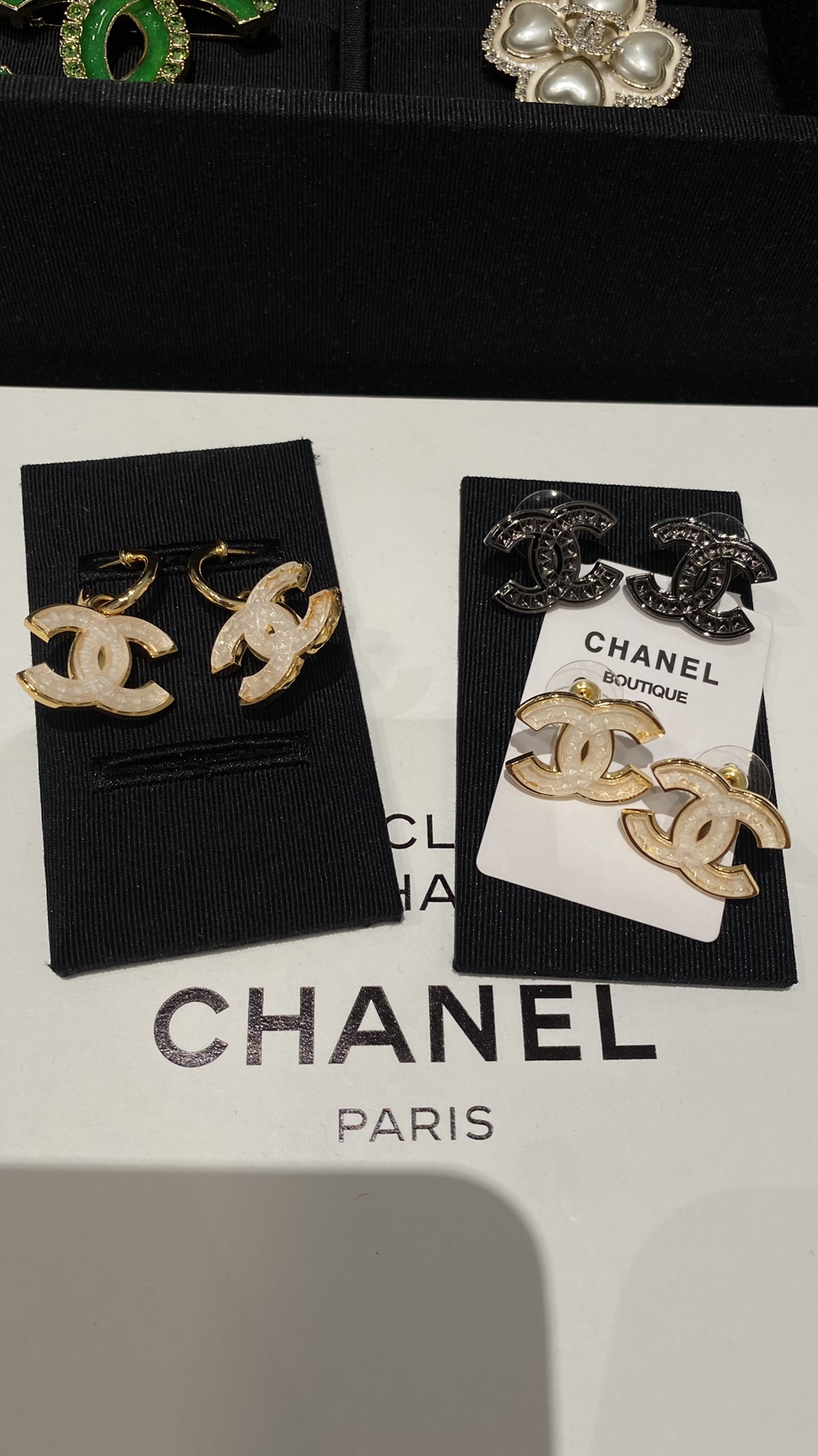 Chanel Jewelry Earring White