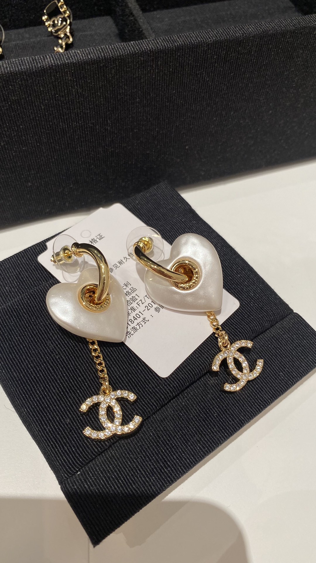 Chanel Jewelry Earring