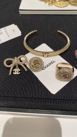 Chanel Bijoux Bracelet Broche Or 1 Chanel Bijoux Bracelet Broche Or