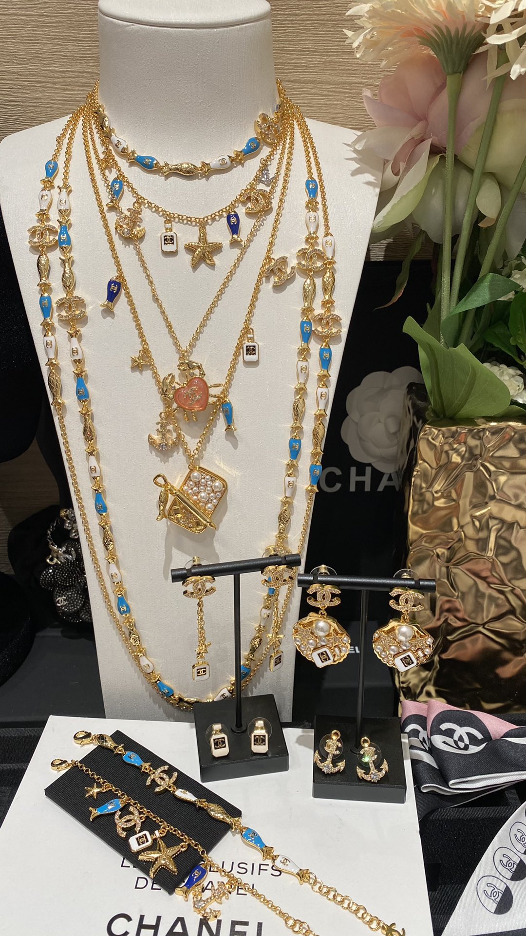 NO:633305,Small fish, crabs, starfish, anchors, shells, sardines, canned pearls, the early spring vacation mode is on... I feel like I need to have them all!  Integrating underwater creature elements into accessories is so dreamy, Cardia high-end accessories19860909小鱼螃蟹海星船锚贝壳沙丁鱼珍珠罐头 妥妥的早春度假模式开启…感觉都需要拥有！ 将海底生物元素融入到配饰中 太梦幻了,,卡迪亚高端饰品,Jewelry