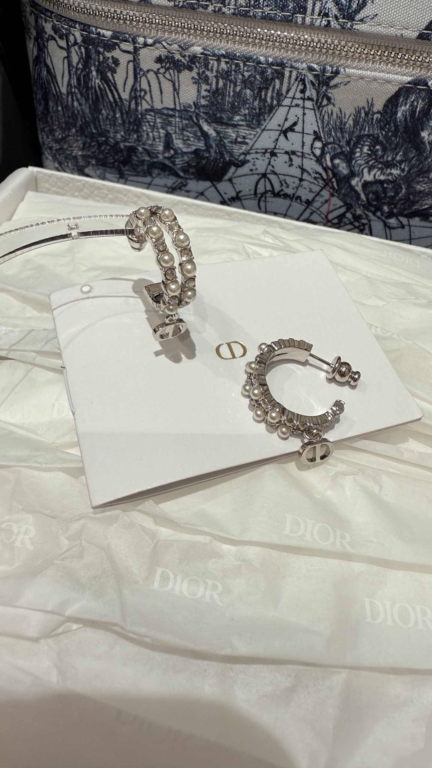 디올 귀걸이 60779