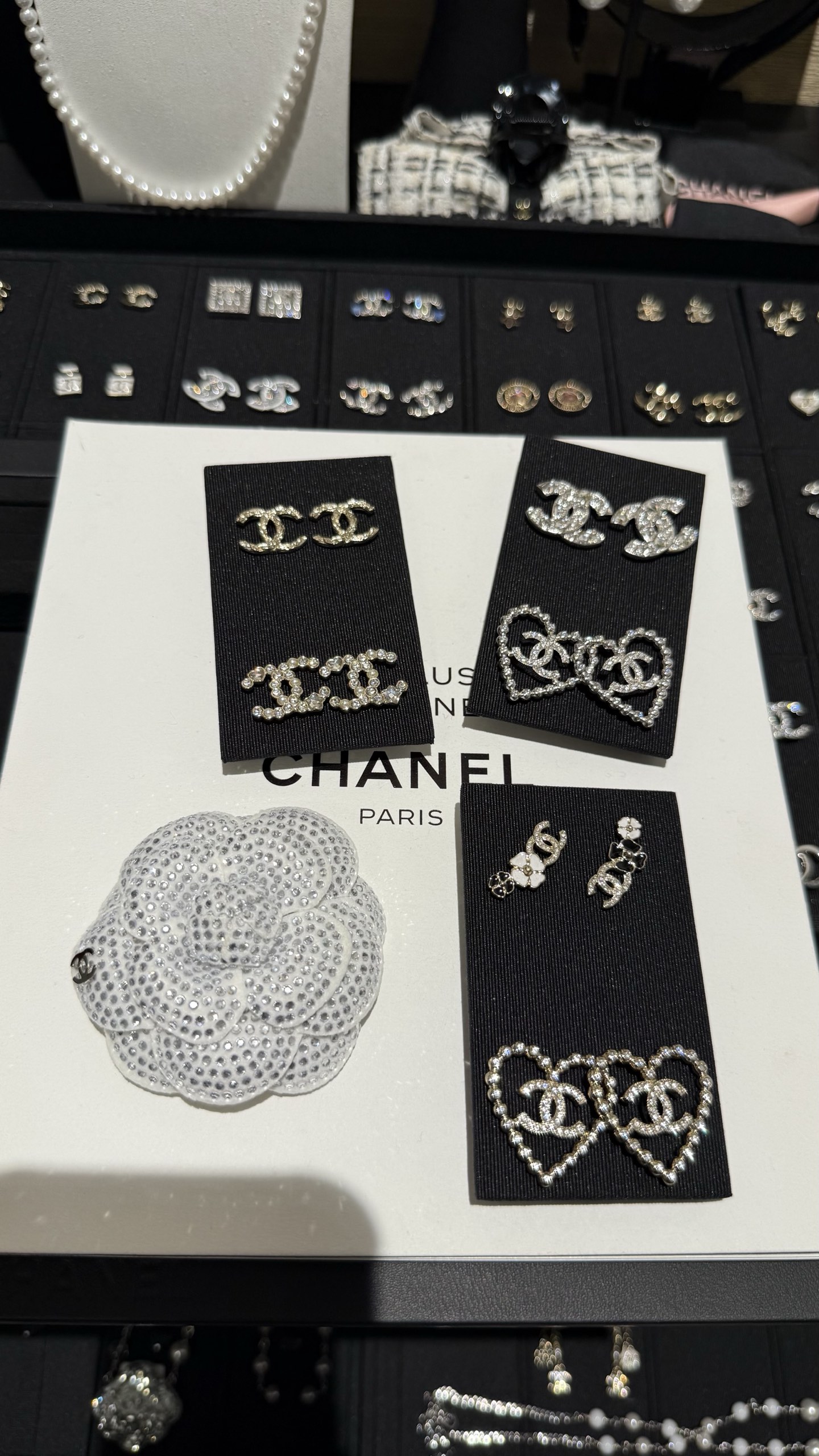 NO:632927,New product collection of earrings, real shots, delicate and beautiful, highly recognizable, full of elegance on the upper body, it is the best choice whether it is worn daily or on dates ~, Cardia high-end jewelry19860909新品 耳钉 合集 实拍 精致貌美且辨识度高 上身贵气感满满 无论是日常or约会佩戴都是最佳之选～,,卡迪亚高端饰品,Jewelry