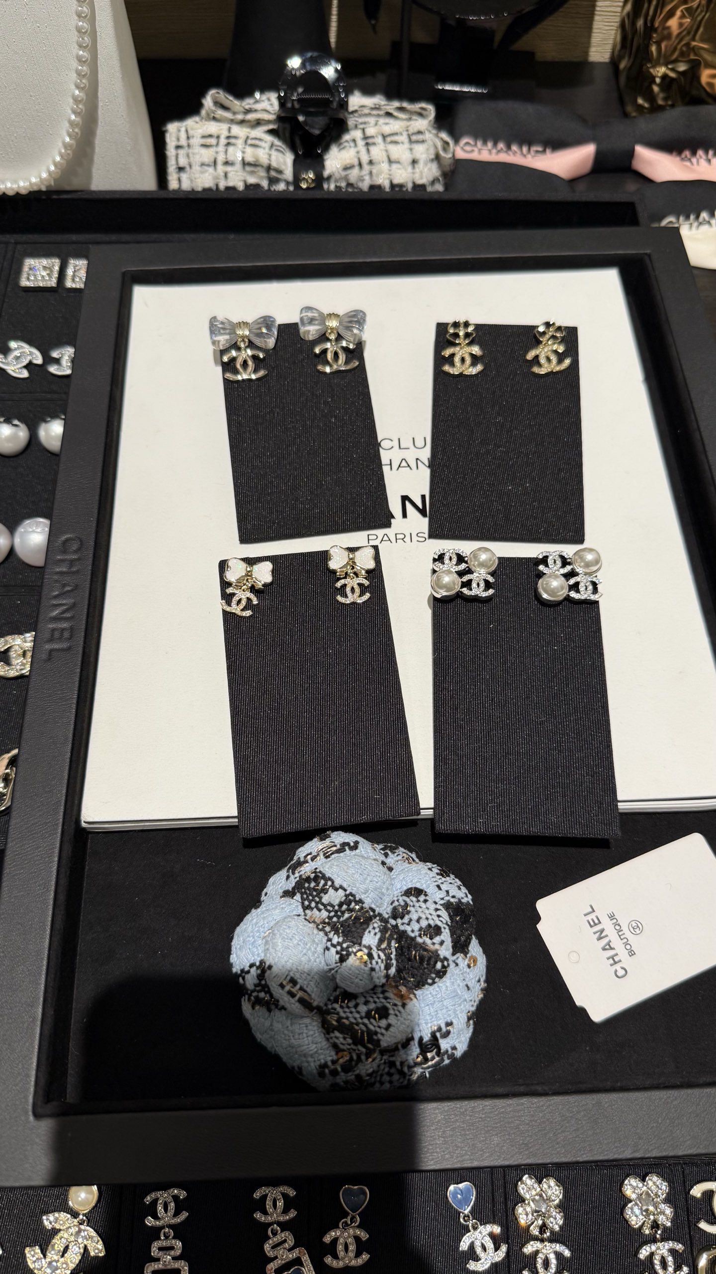 NO:359340,New product earrings collection, gentle and high-end accessories, every pair is full of details, whether you go to have afternoon tea or date with your best friend, the temperament of the celebrity is full of celebrity, Chanel earrings, Chanel19860909新品耳钉合集 温柔又高级的小配饰 每一对都细节满满 无论是与闺蜜去喝下午茶or约会佩戴都名媛气质拉满,香奈儿耳钉,chanel,Jewelry