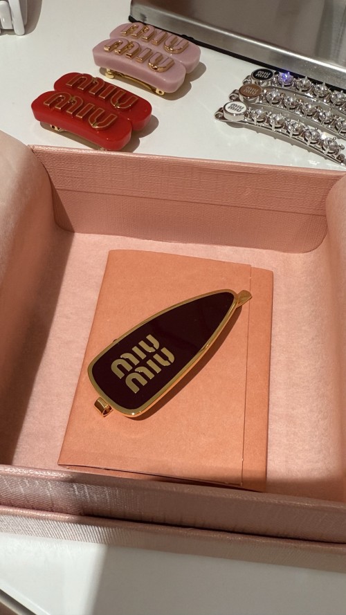 Miu Miu Enamel Hair Clip - Elegant Burgundy Metal Logo Barrettes 1 Miu Miu Enamel Hair Clip - Elegant Burgundy Metal Logo Barrettes