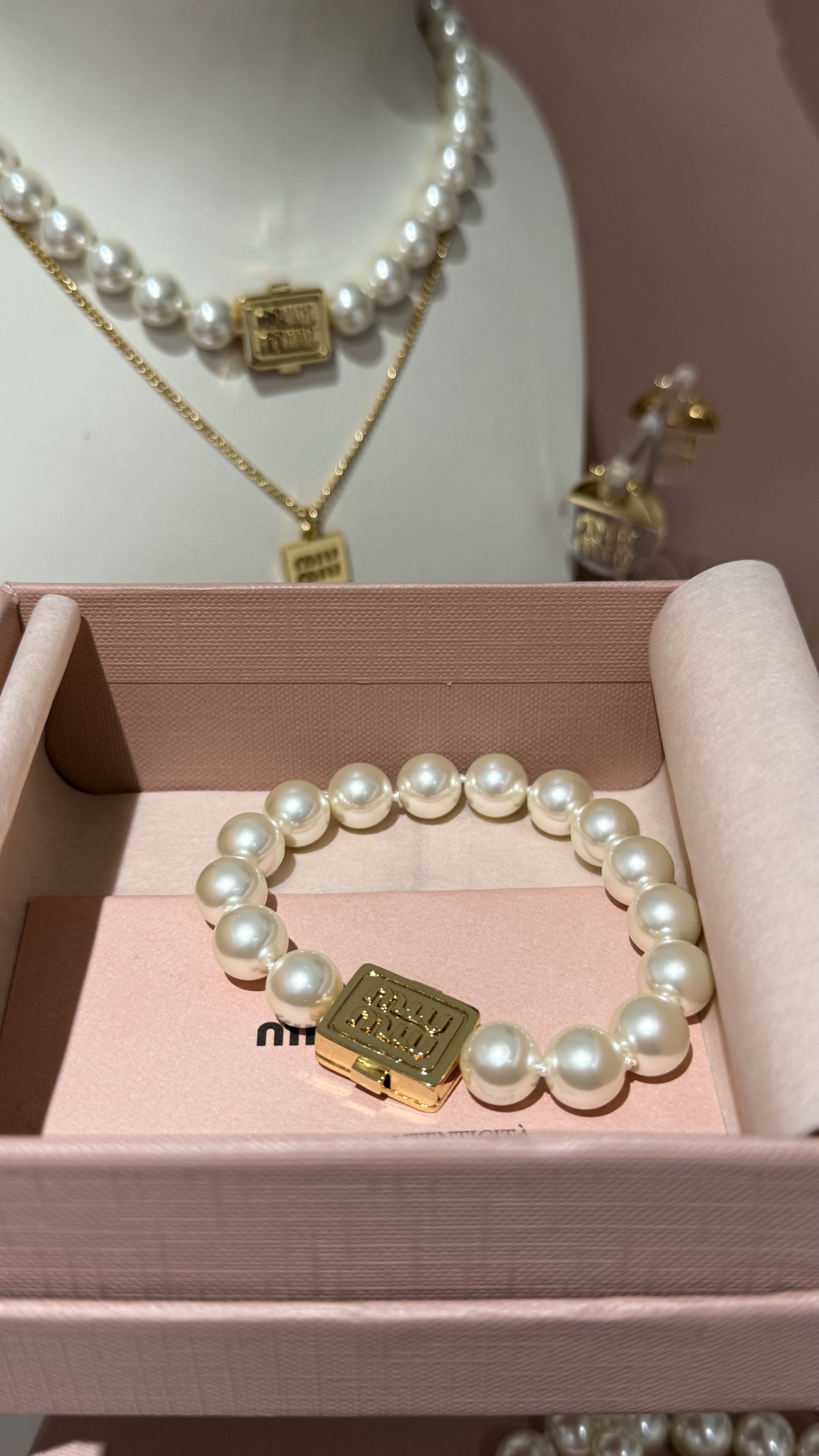 미우미우 팔찌 135629 Miu Miu Bracelet 썸네일 이미지