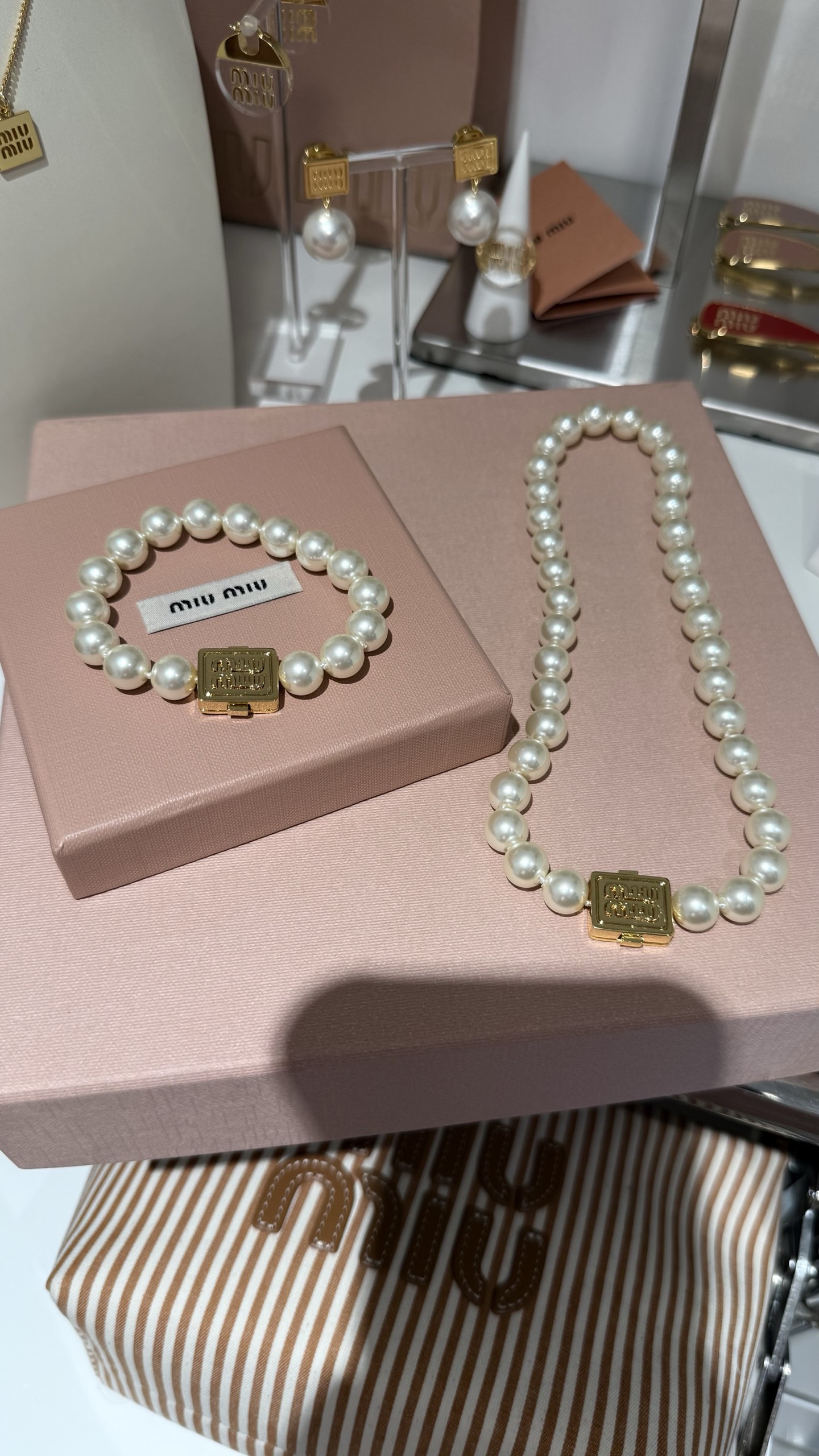 미우미우 팔찌 135629 Miu Miu Bracelet 썸네일 이미지