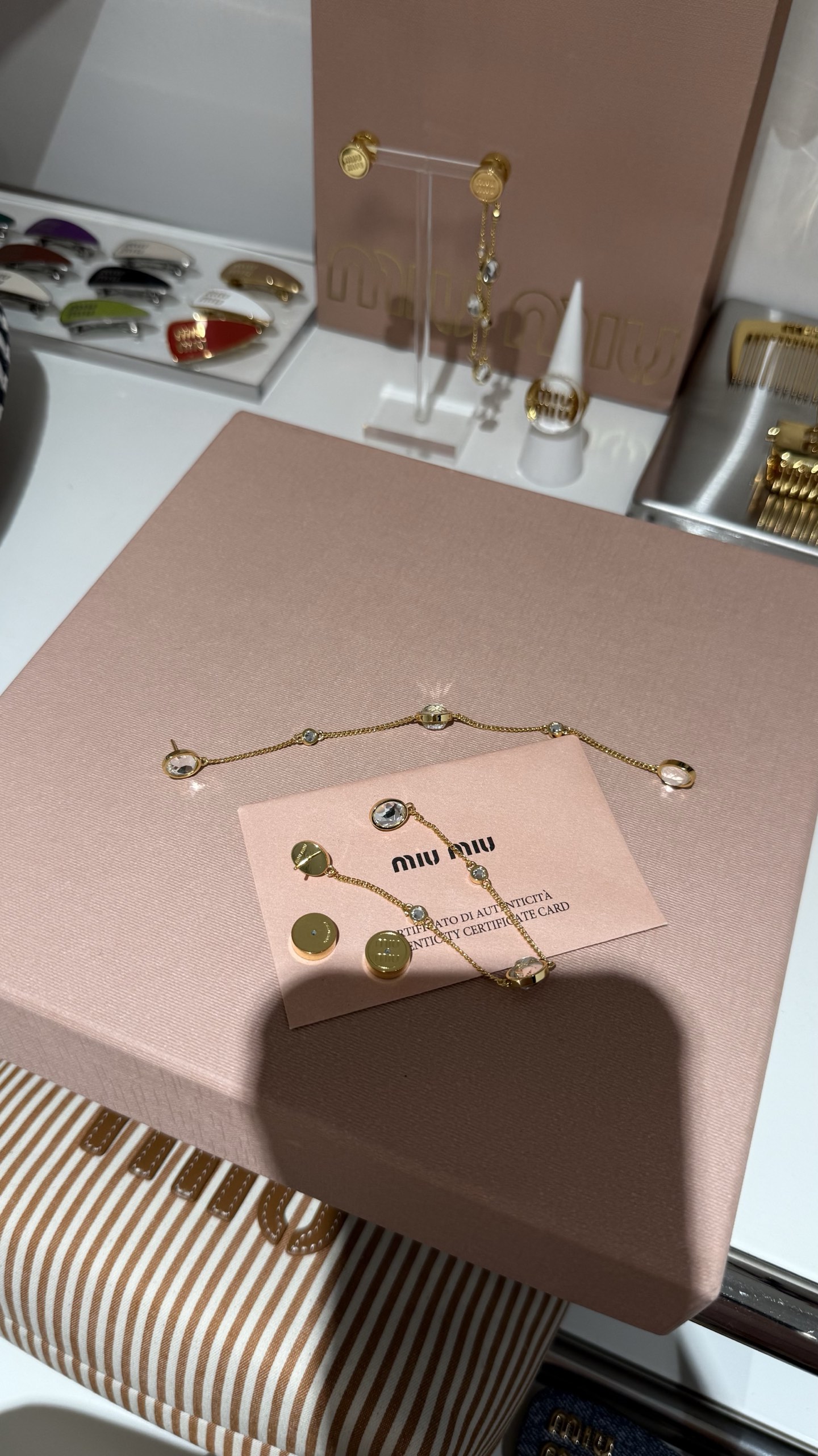 미우미우 귀걸이 135621 Miu Miu Earrings 썸네일 이미지