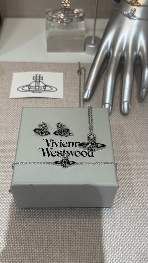 Vivienne Westwood Black Enamel Silver Tone Crystal Orb Jewelry Set 1 Vivienne Westwood Black Enamel Silver Tone Crystal Orb Jewelry Set
