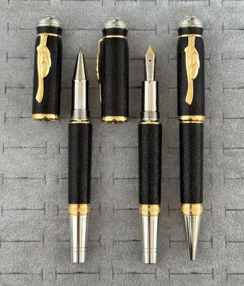 Montblanc Meisterstück Classique Black Resin Gold Fountain Pen & Rollerball Pen 1 Montblanc Meisterstück Classique Black Resin Gold Fountain Pen & Rollerball Pen