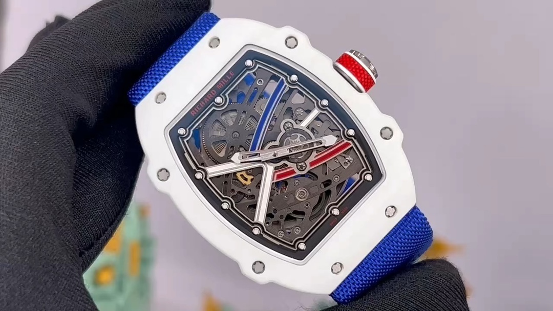 Richard Mille RM67-02 V3: Ultra-Thin, Lightweight, and Sporty Timepiece