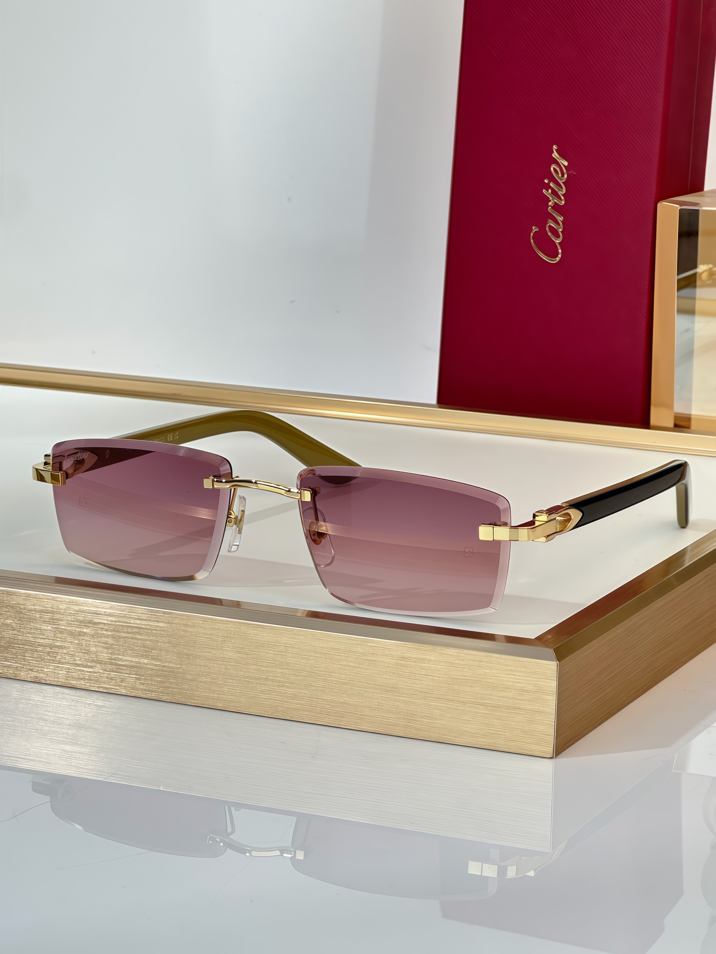 Cartier Signature c De Cartier