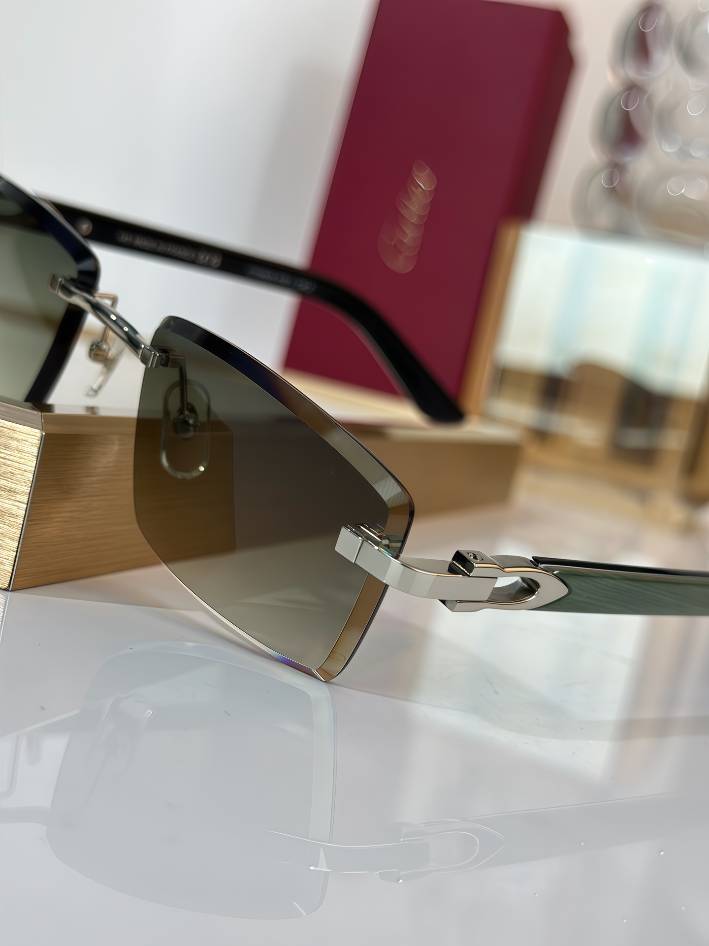 Cartier Signature c De Cartier