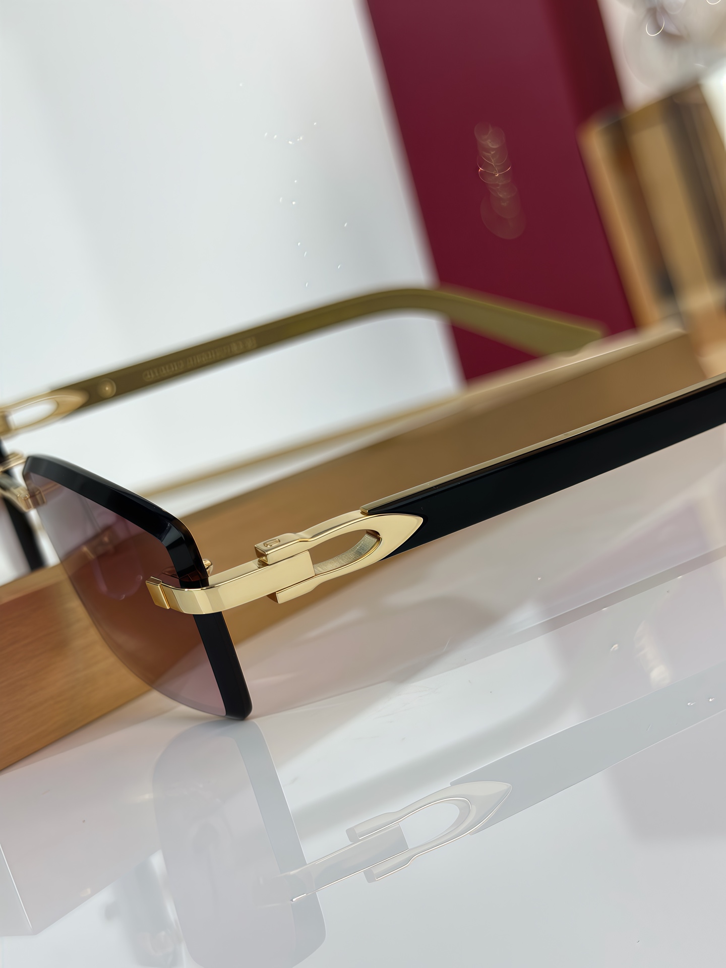Cartier Signature c De Cartier
