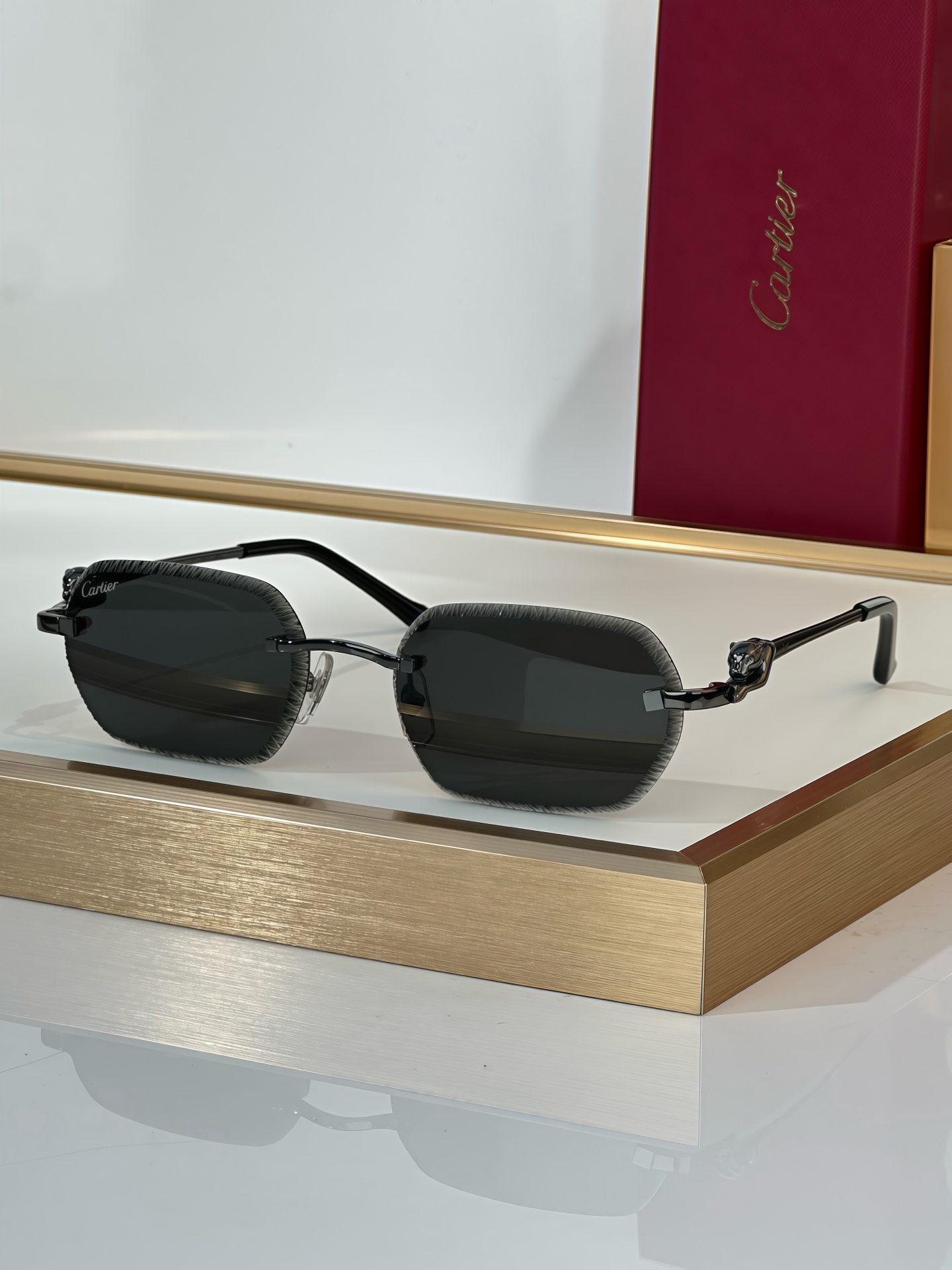 Cartier Signature c De Cartier