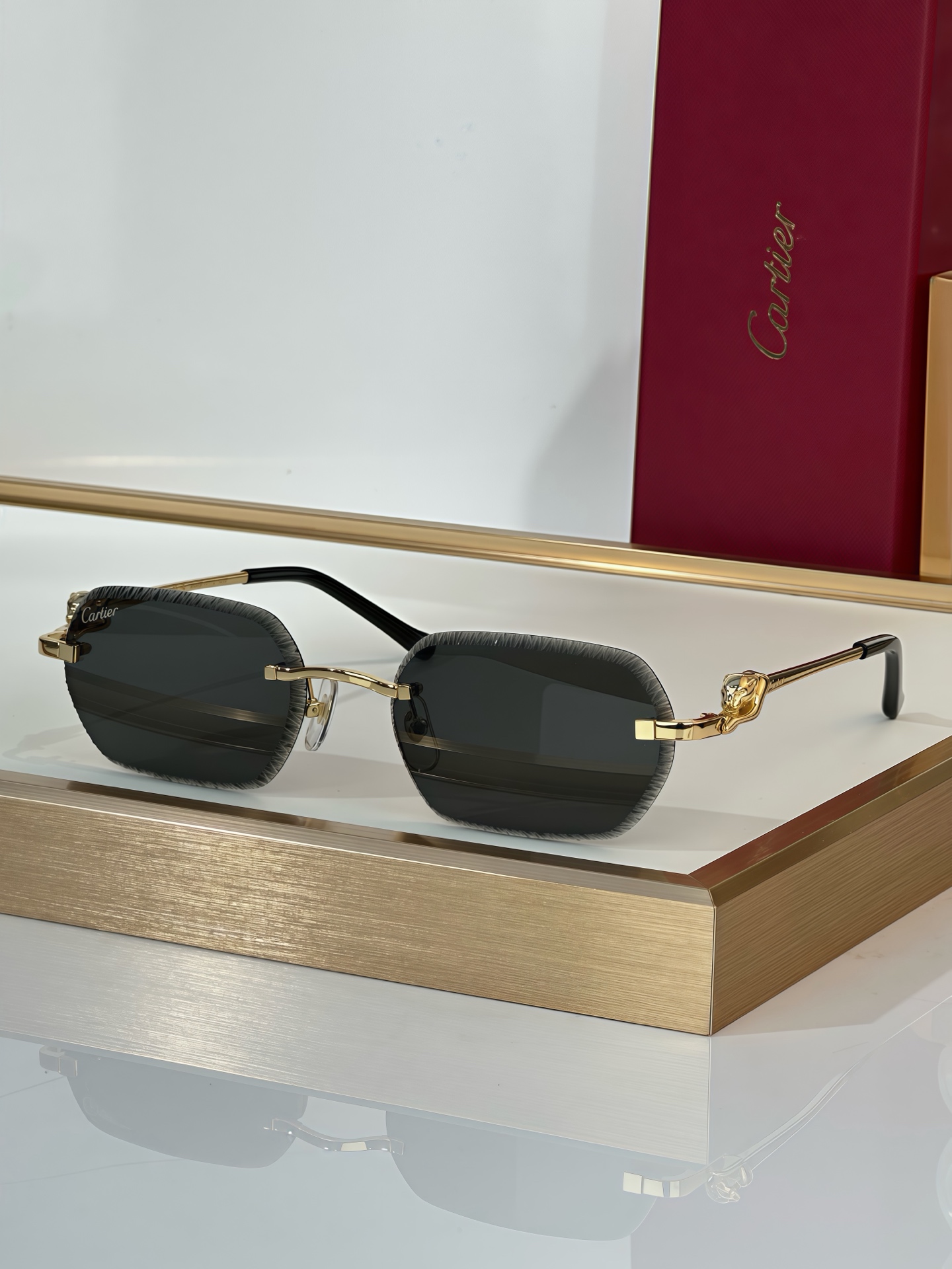Cartier Signature c De Cartier