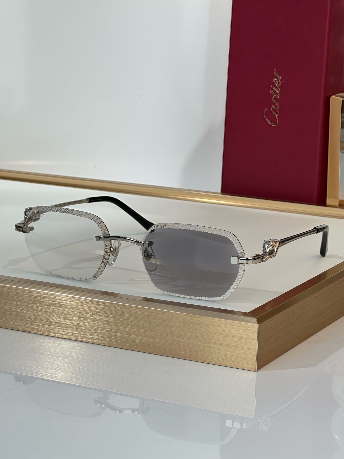 Cartier Signature c De Cartier