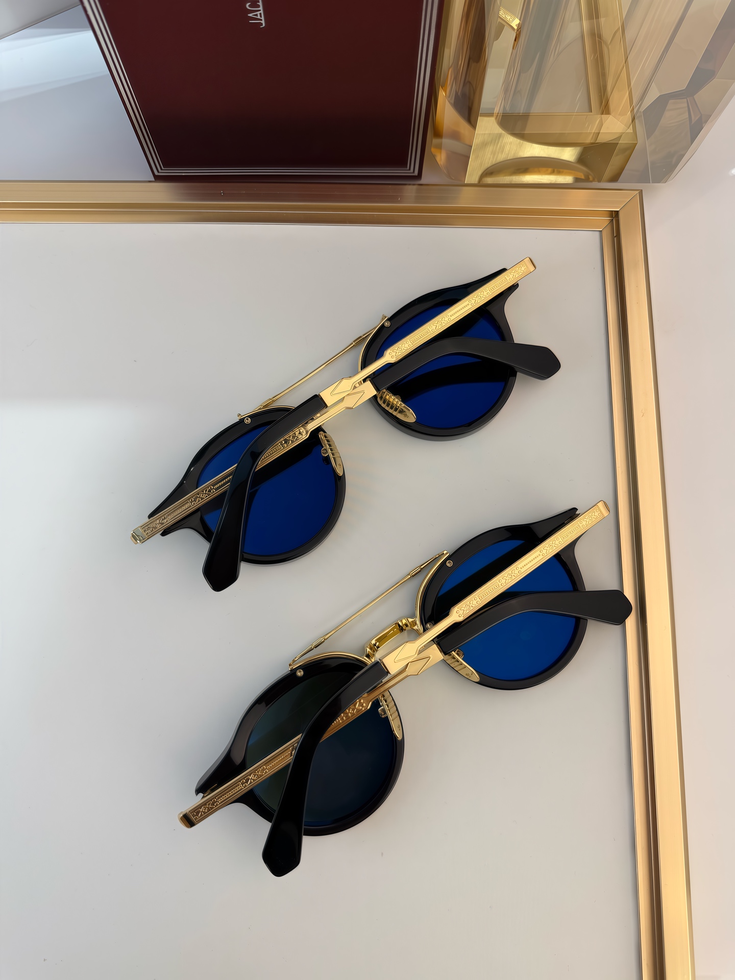 Unknown original goods