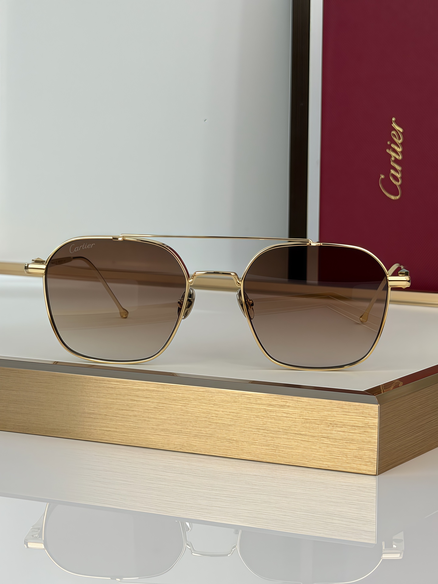 Cartier Première de Cartier CT0618S sunglasses: Inheriting classic aesthetics