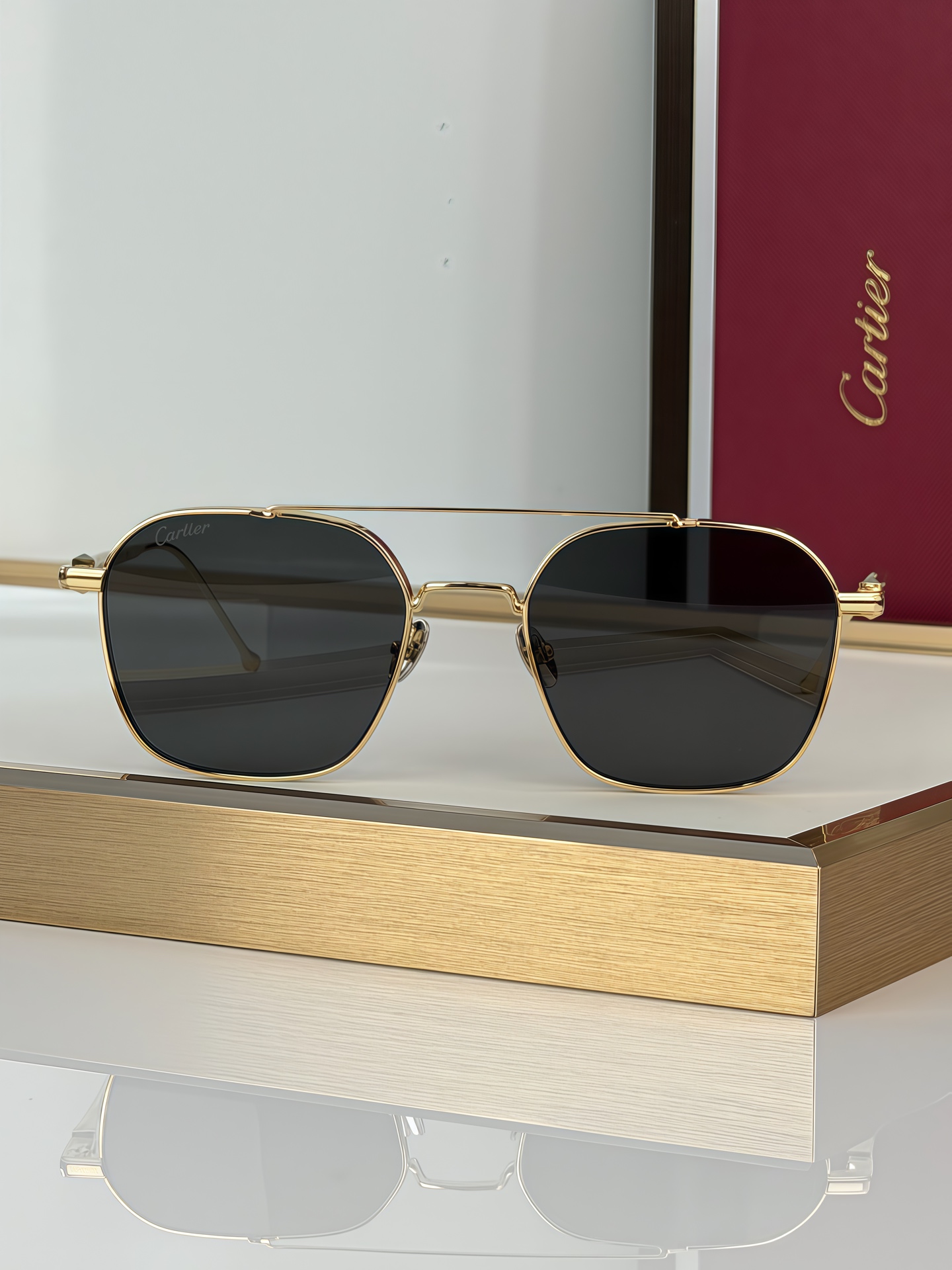 Cartier Première de Cartier CT0618S sunglasses: Inheriting classic aesthetics