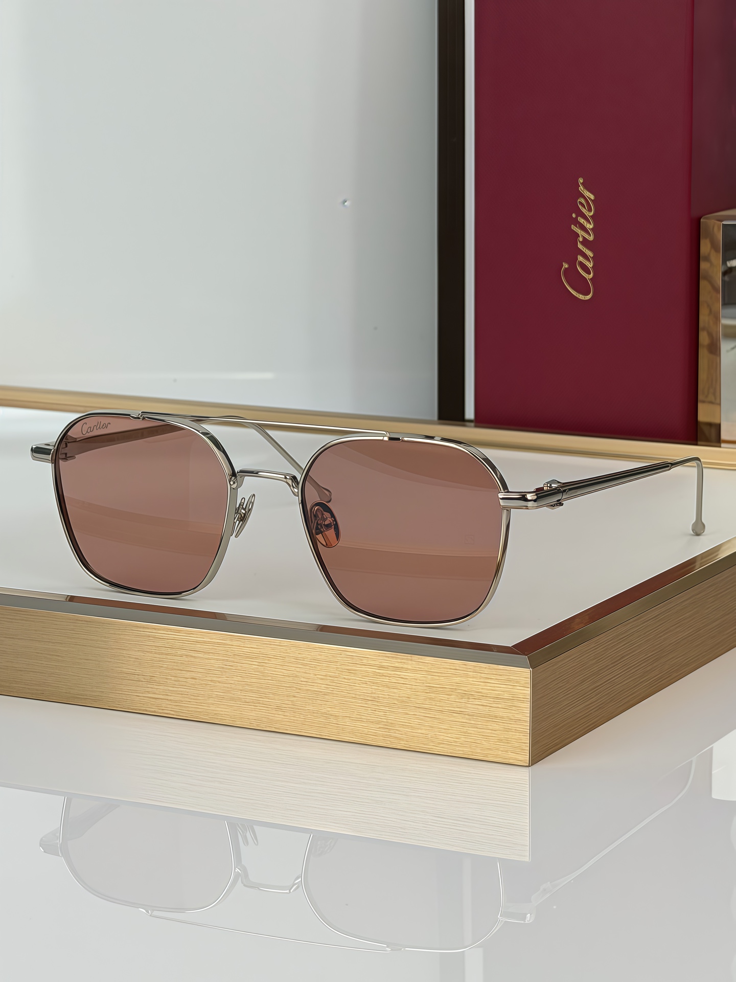 Cartier Première de Cartier CT0618S sunglasses: Inheriting classic aesthetics