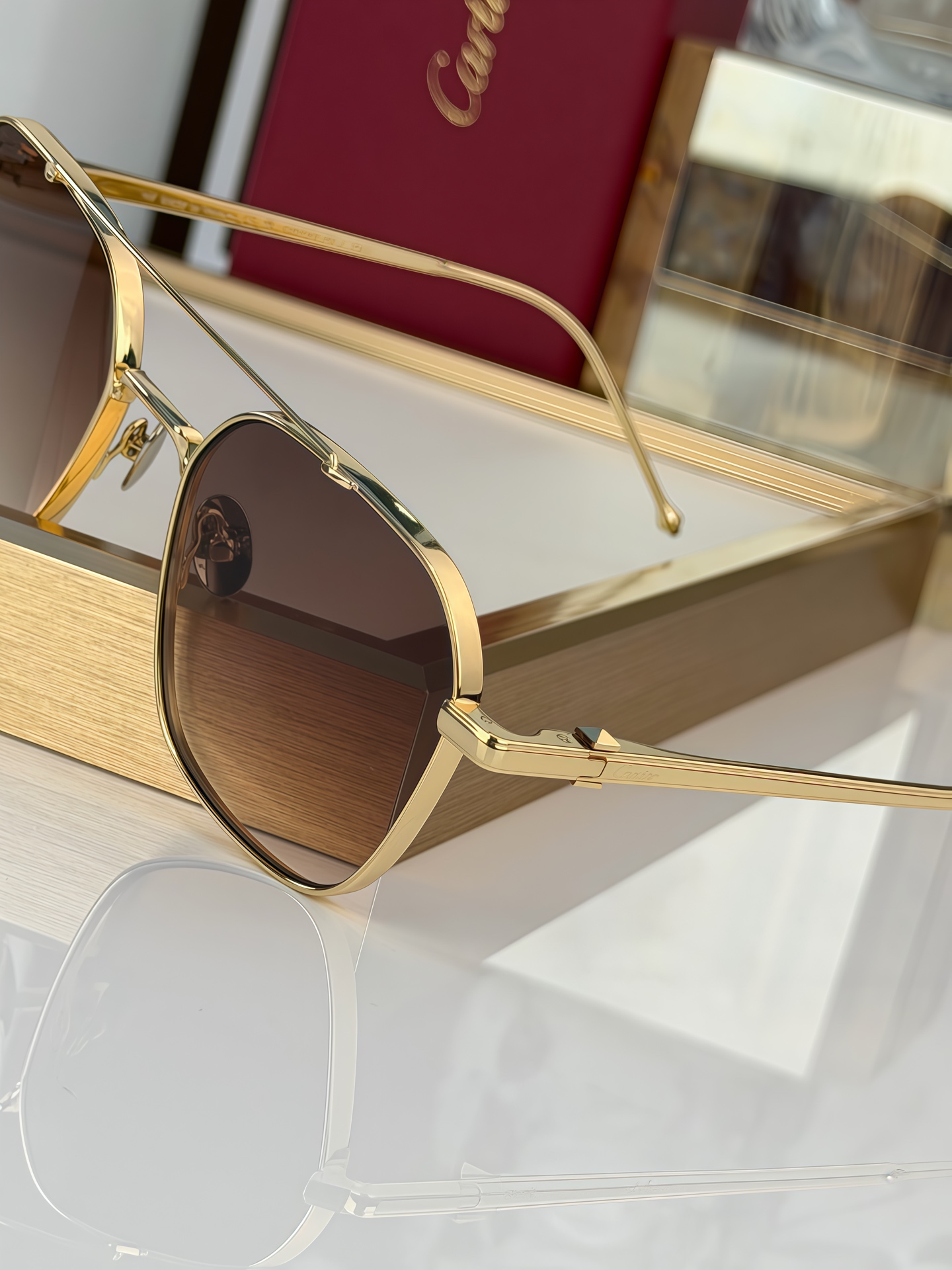Cartier Première de Cartier CT0618S sunglasses: Inheriting classic aesthetics
