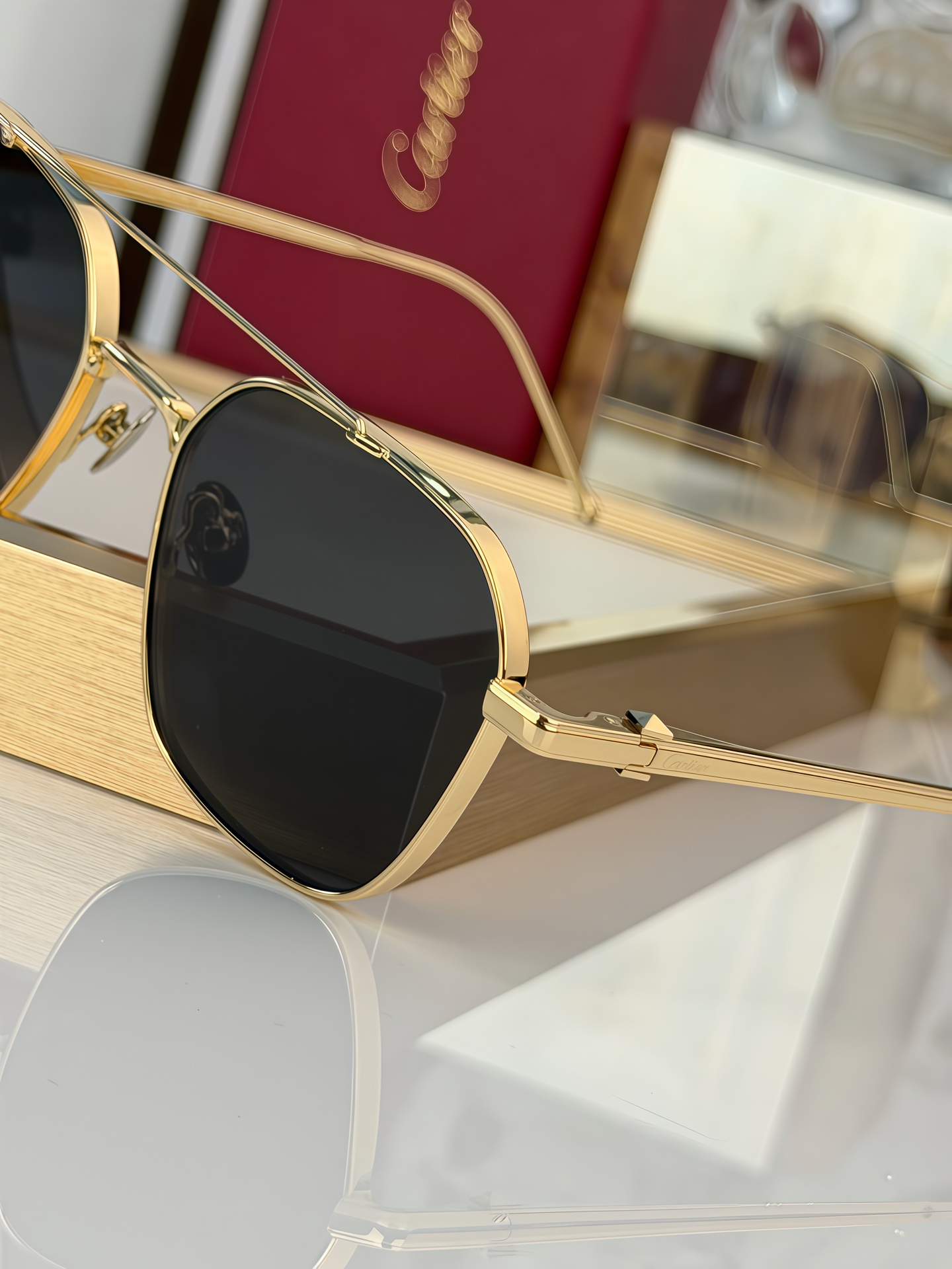Cartier Première de Cartier CT0618S sunglasses: Inheriting classic aesthetics