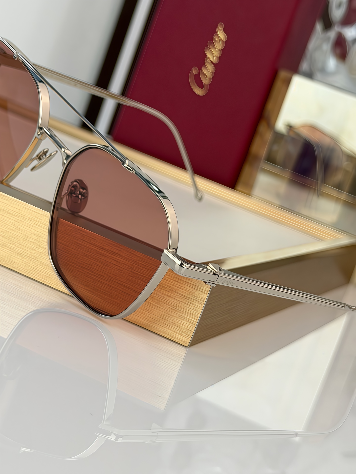 Cartier Première de Cartier CT0618S sunglasses: Inheriting classic aesthetics