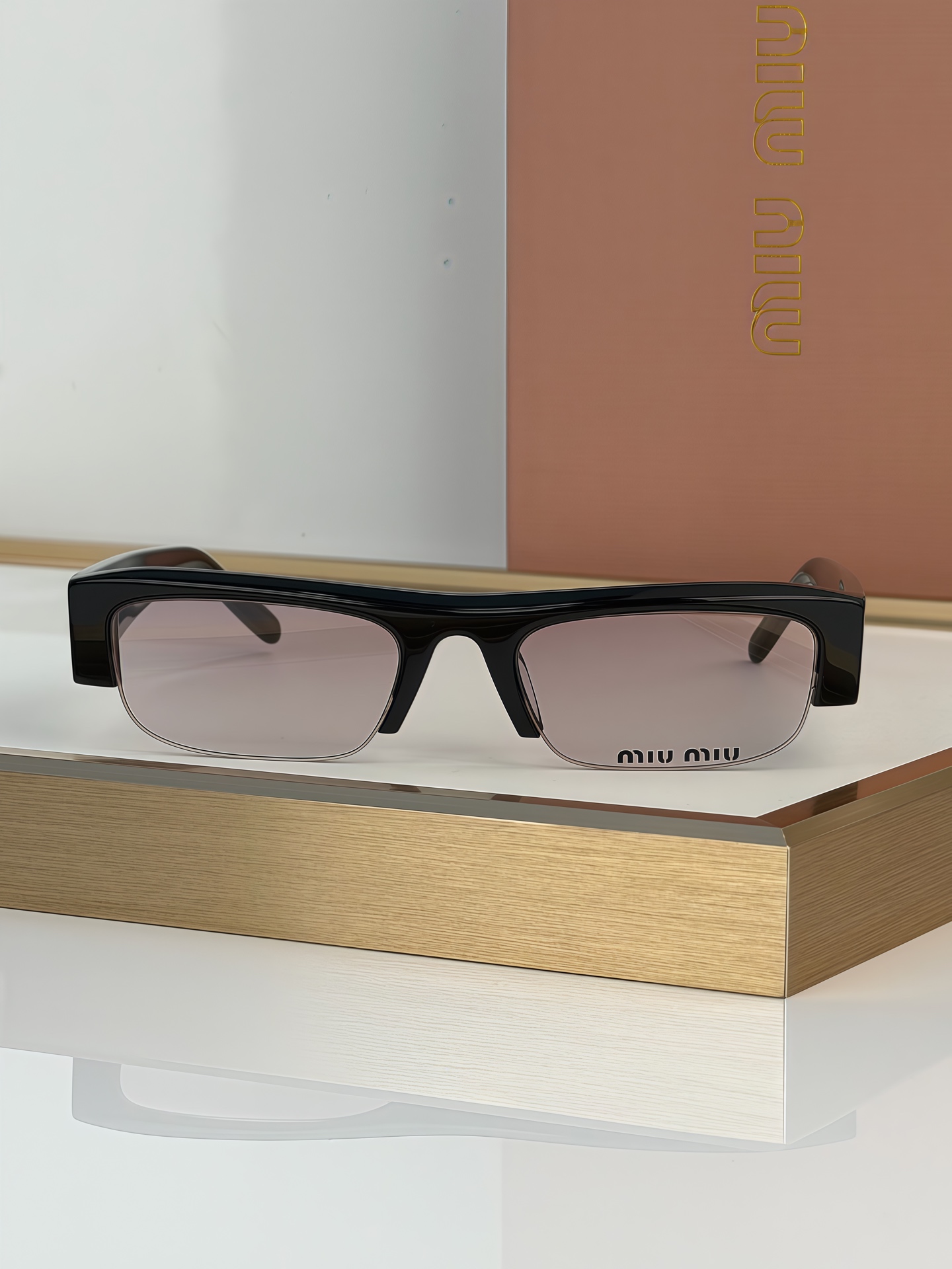 Miu Miu Miu Miu女孩请聚集