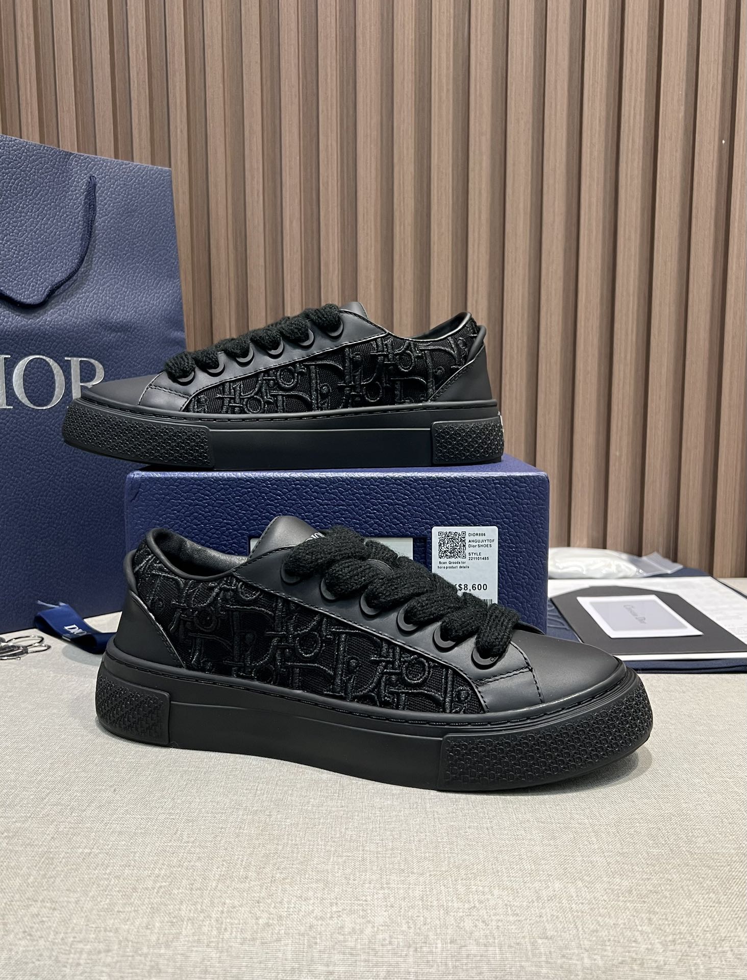 Precio de fábrica p340@ Modelo de pareja 👫 Dior Confeccionado en jacquard azul marino y blanco con estampado…