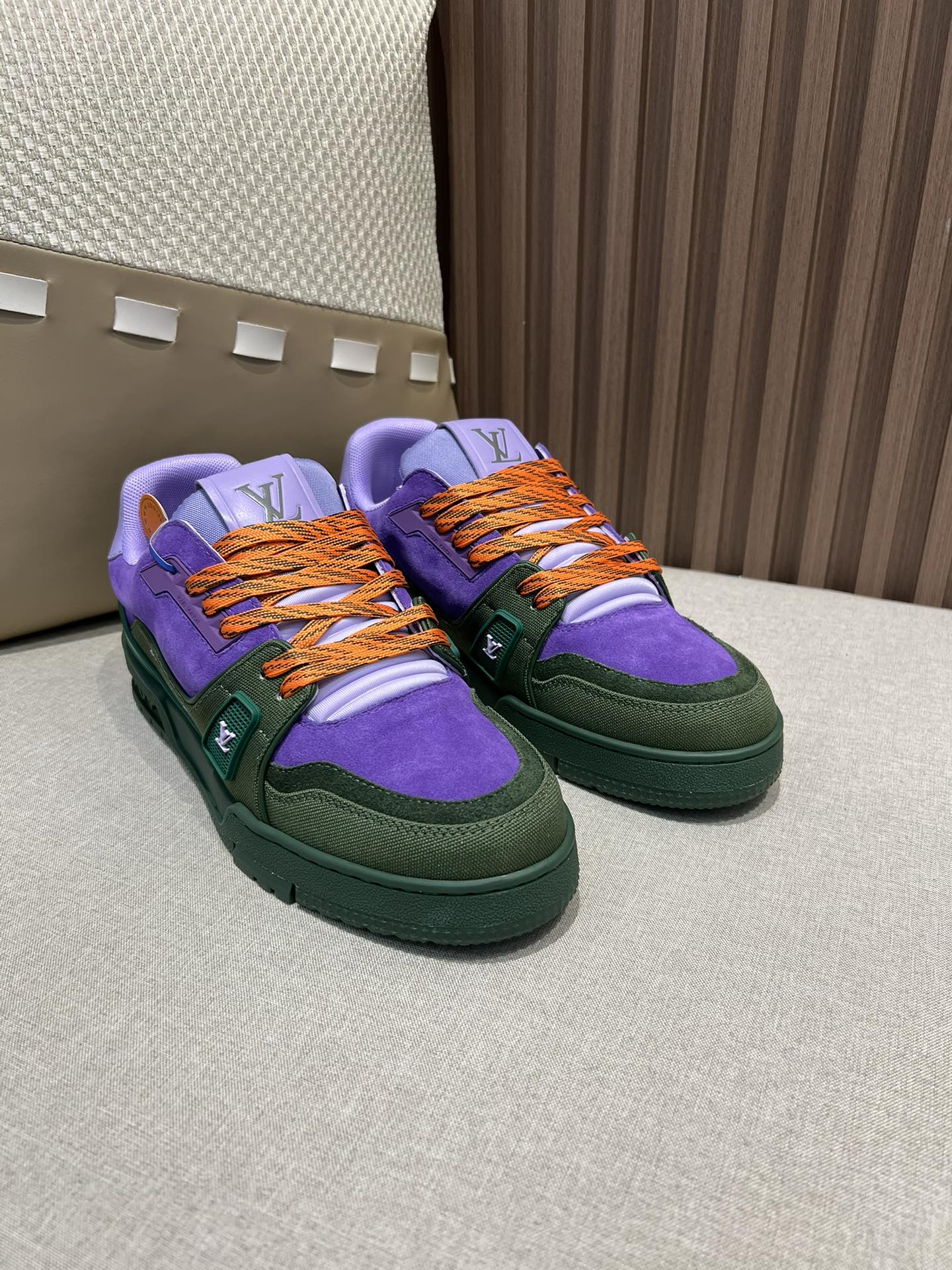 La versión superior de Dongguan p450 @, código de pareja 💑 las más populares del año 🔥 Zapatillas deportiva…