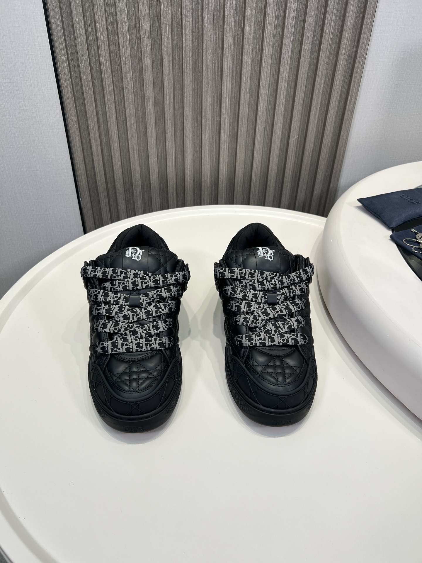 Precio de fábrica p410@, sección masculina👦🏻Zapatos pan Dior serie Dior B9S, calzado deportivo casual, calzado skate,…
