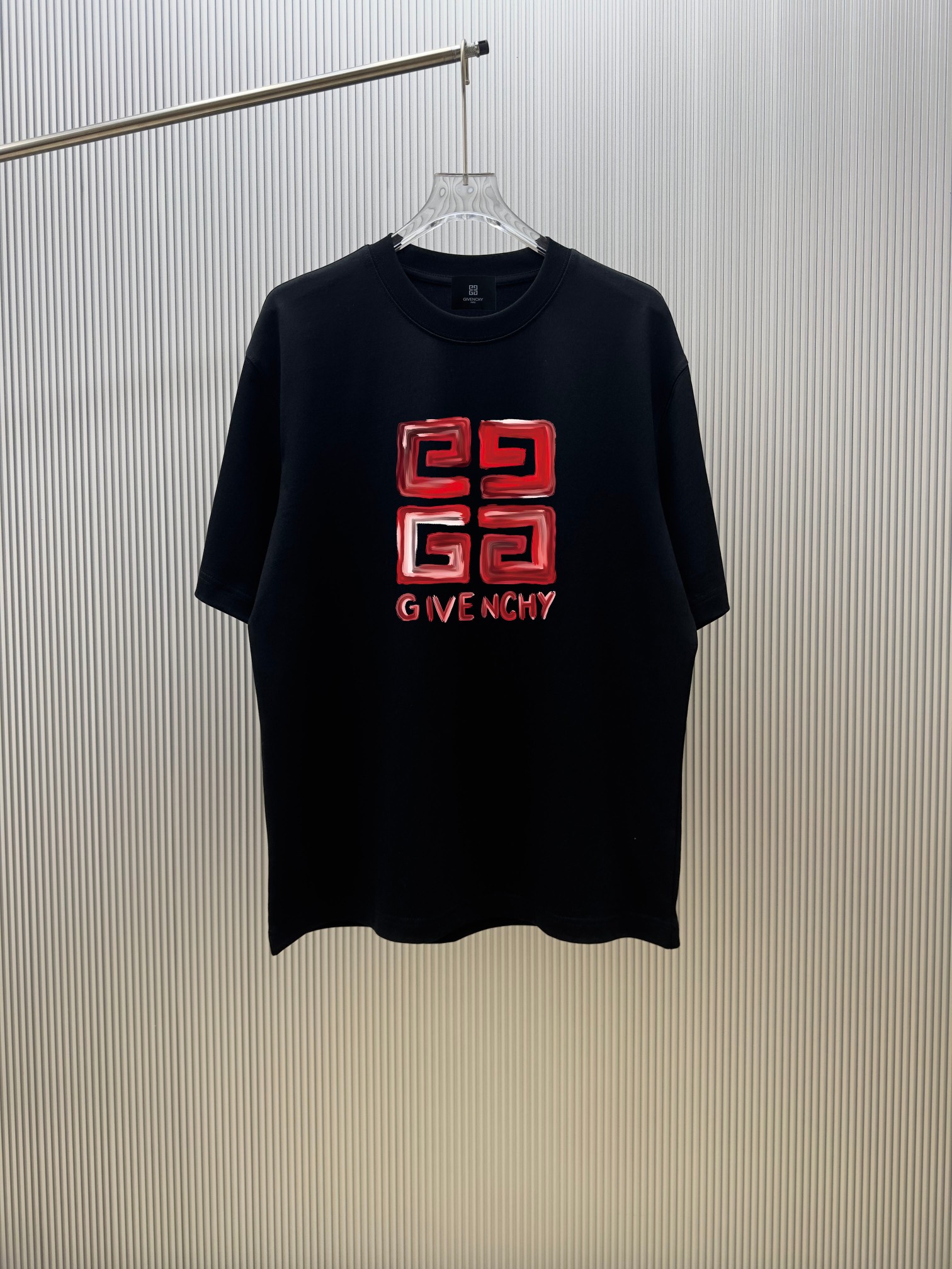 85 @ (Estricto control de calidad) Estilo: Camiseta de manga corta Givenchy GlVEN.CHY Tejido: 300 g de hilo doble 100% …