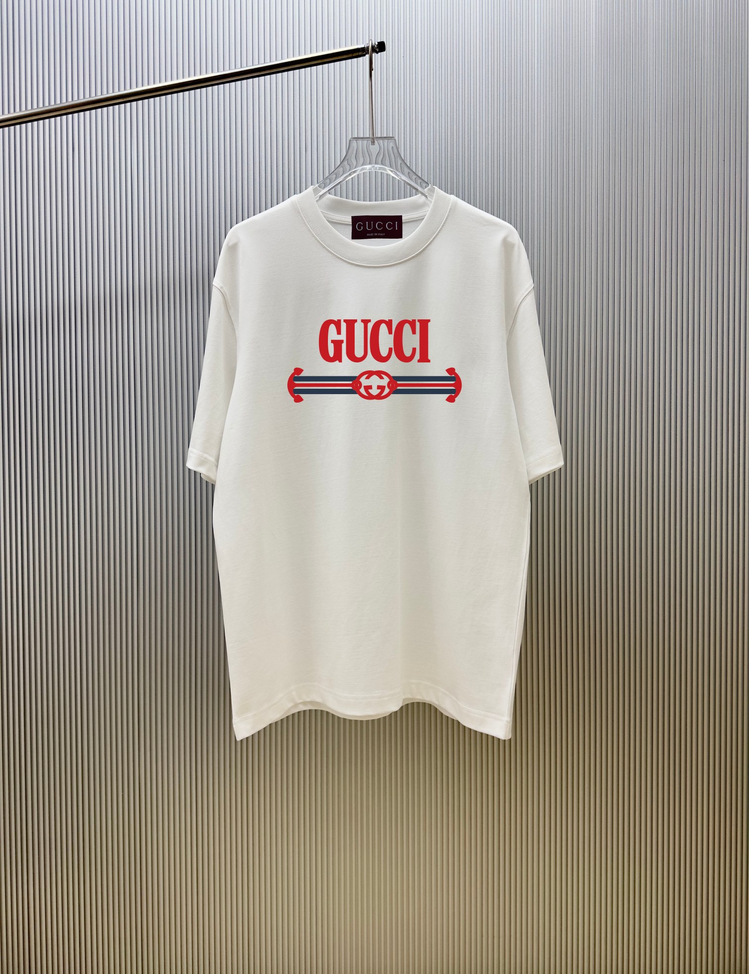 85@ (Control de calidad estricto) Estilo: Camiseta de manga corta Gu@cci GU@CCI. Tela: 100% algodón de doble hilo de 30…
