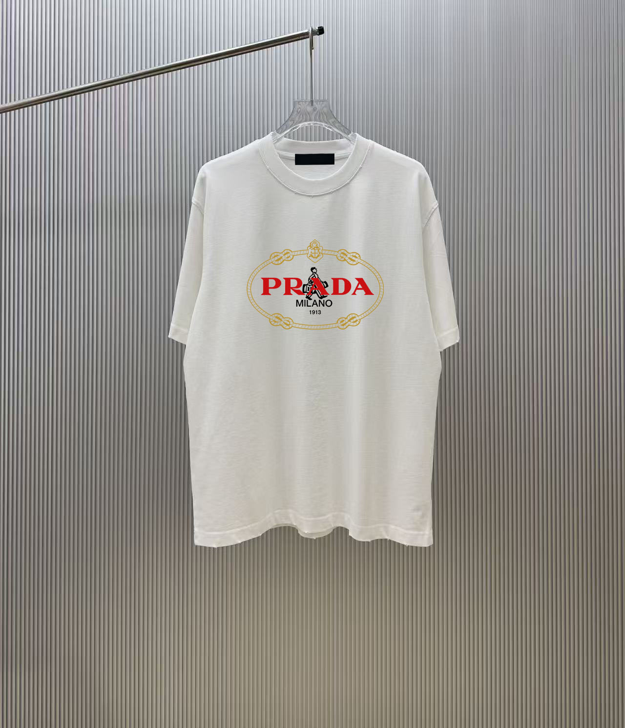 90 @ (estricto control de calidad) Estilo: camiseta de manga corta PRA.DA Tejido: 300 g de hilo doble 100% algodón Cost…