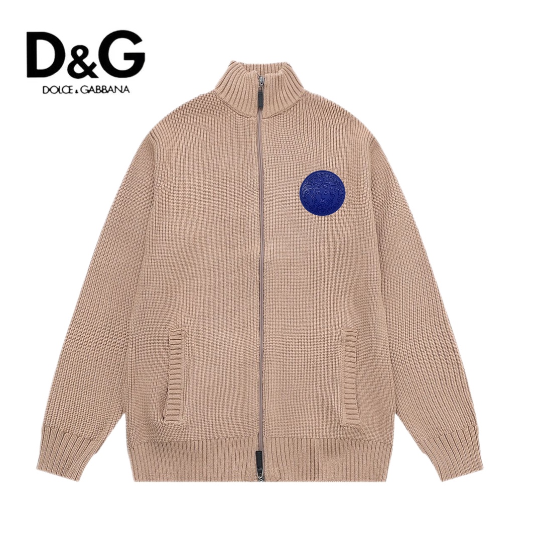 Versace Puffer Jacket: Top-Level Line with Premium Fabrics and Hardware Integration - 图片 1