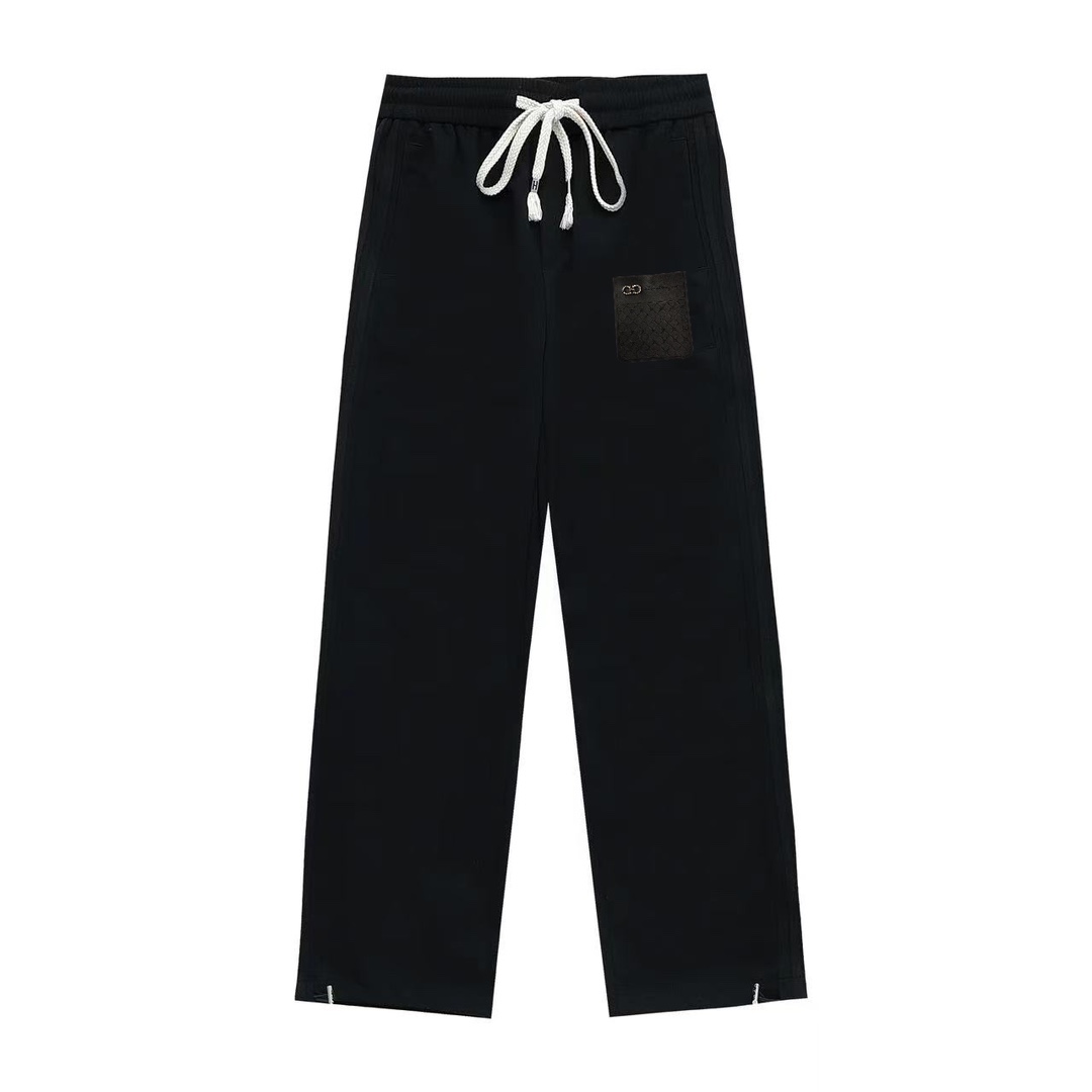 Ferragamo nuevos pantalones deportivos de corte recto con cremallera de estilo urbano. No solo tienen la gara…