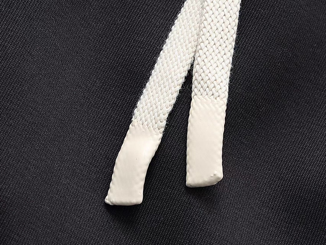 “DW DG 2024 Sports Leisure Pants: Fresh Autumn Style for Couples” - 图片 7