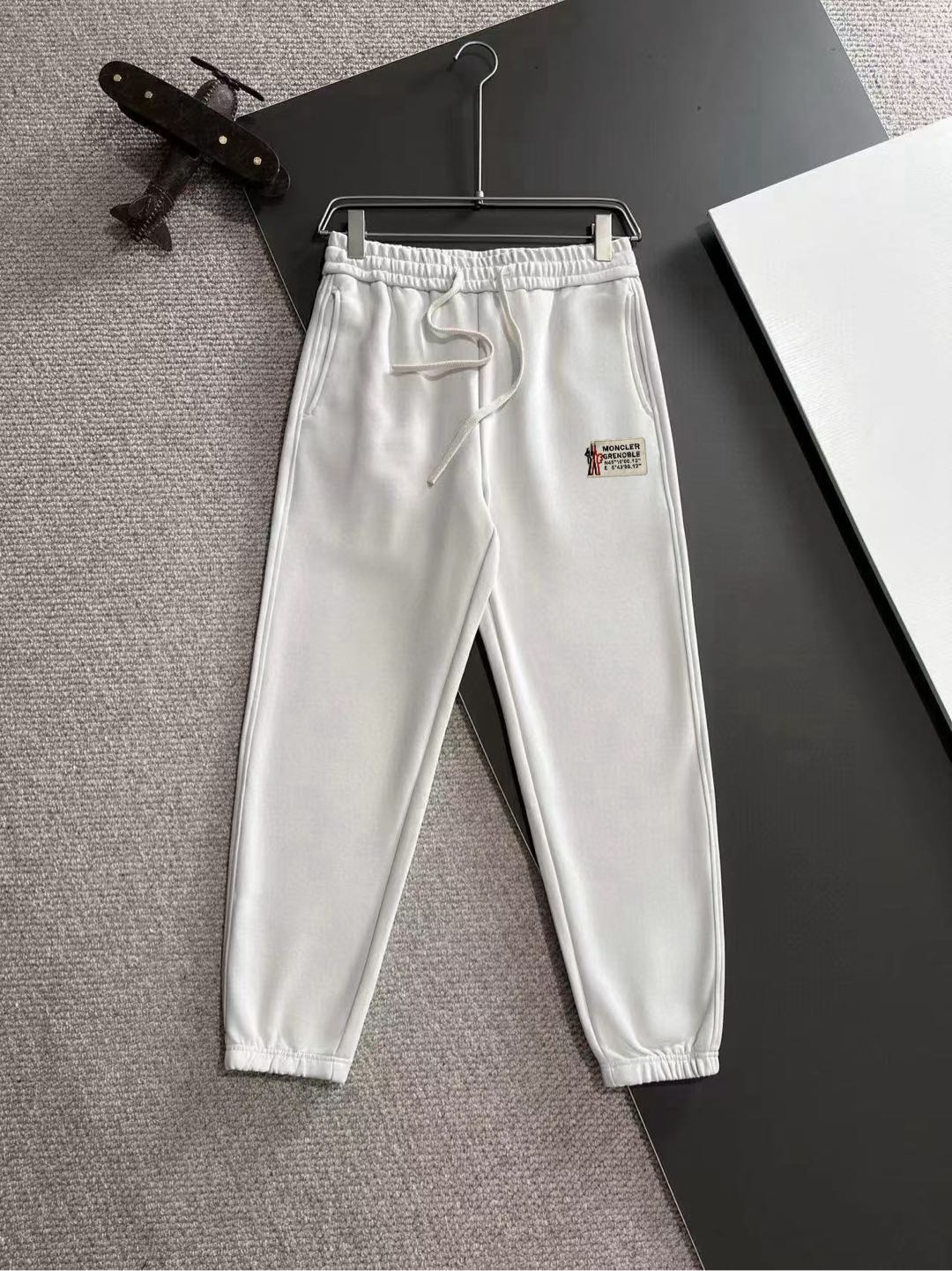 Moncler Clothing Pants & Trousers Black Grey Light Gray White Fall/Winter Collection Sweatpants