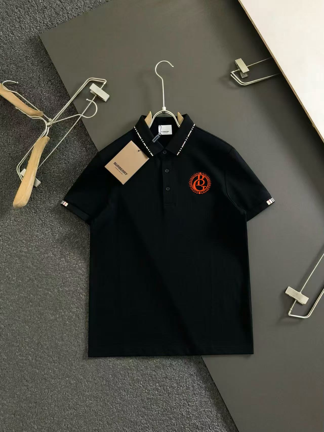 Polo Burberry de Verano para Hombre, Diseño Exclusivo y Máxima Comodidad 3 i1750848973993 4837 0 1