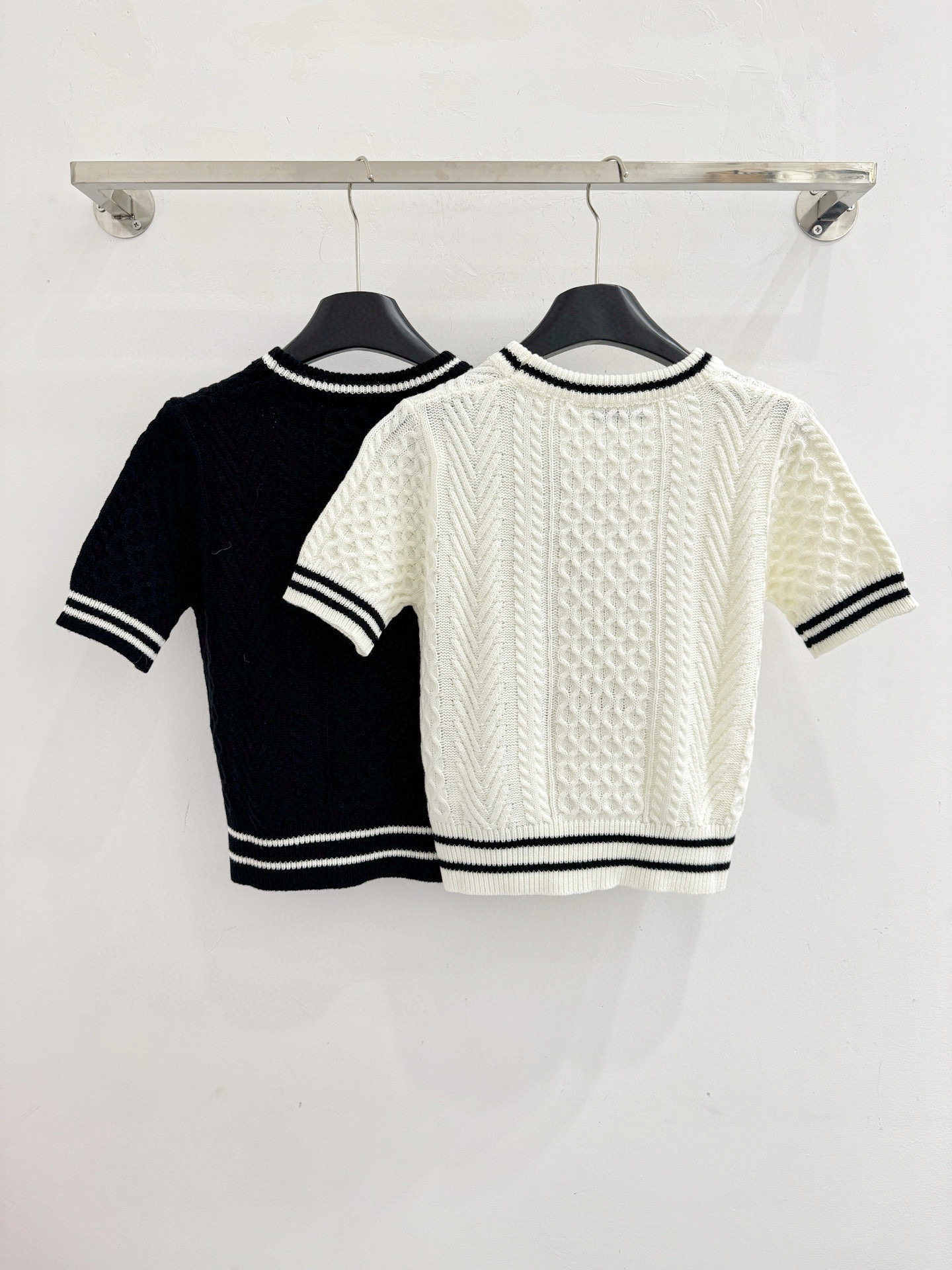 Chanel 五角星刺绣短袖针织衫