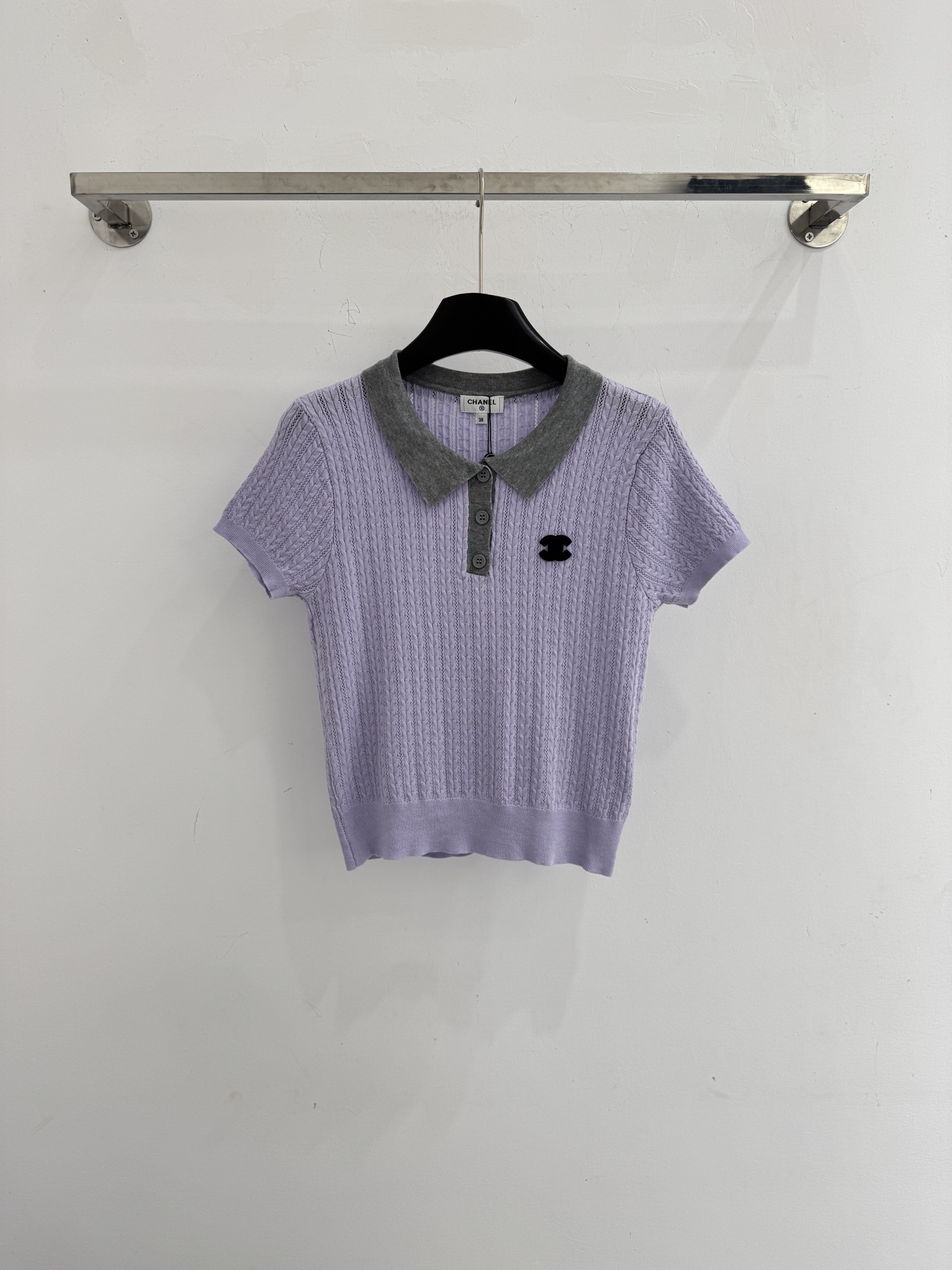 Chanel POLO领短袖上衣，休闲款，简约百搭，舒适透气，适合日常穿搭，夏季 单品