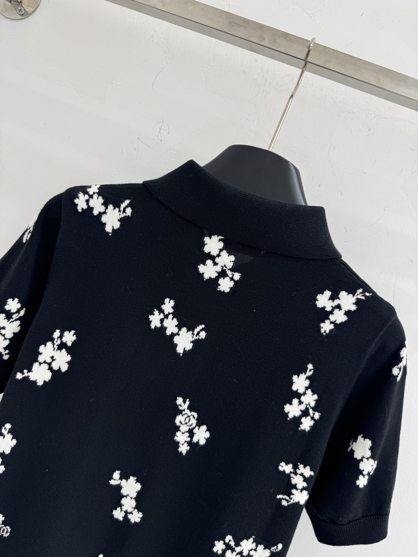 Chanel polo领短袖针织毛衣，天丝面料，清凉透气
