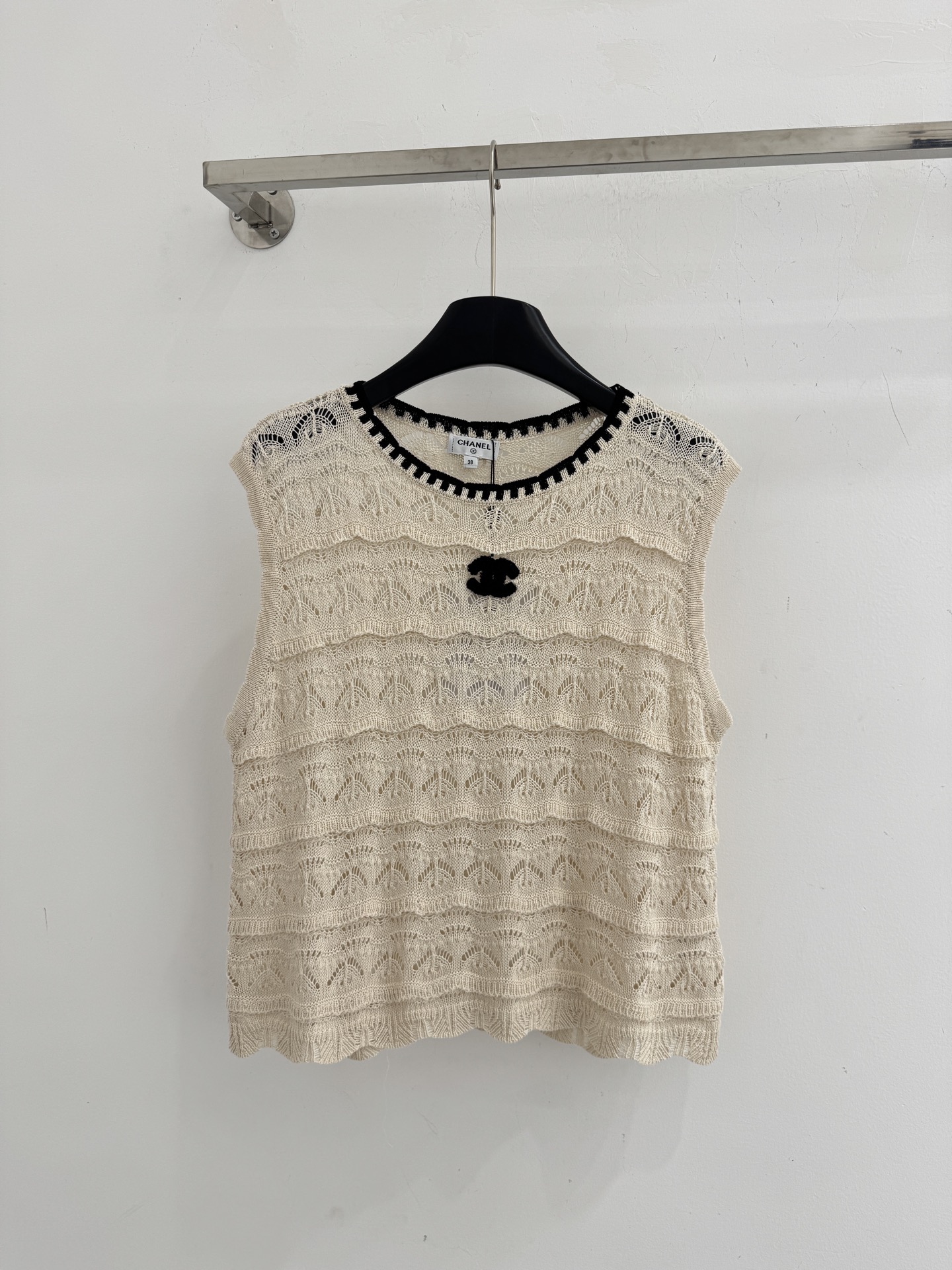 Chrome Hearts CH小香风26春夏新款夏季新款 镂空背心针织毛衣 清凉透气 慵懒百搭 春夏叠穿 镂空花纹增添浪漫感