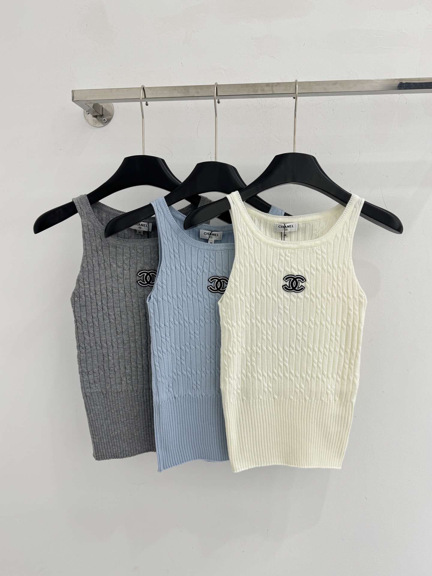 Chrome Hearts 双C刺绣点缀，修身显瘦，简约百搭，内搭外穿皆可，温柔又高级D