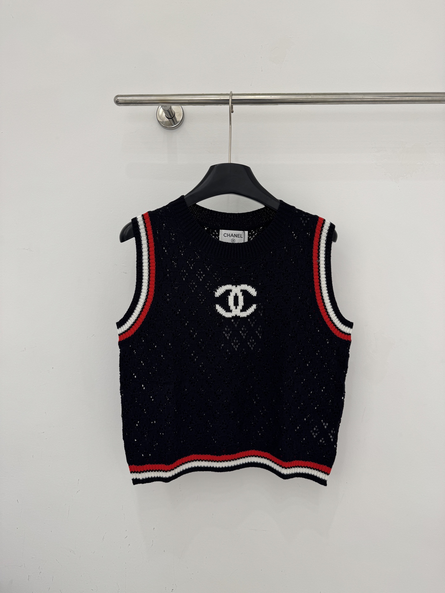 Chrome Hearts 镂空针织背心，提花工艺，撞色条纹包边，简约logo点缀，透气百搭，叠穿单穿都