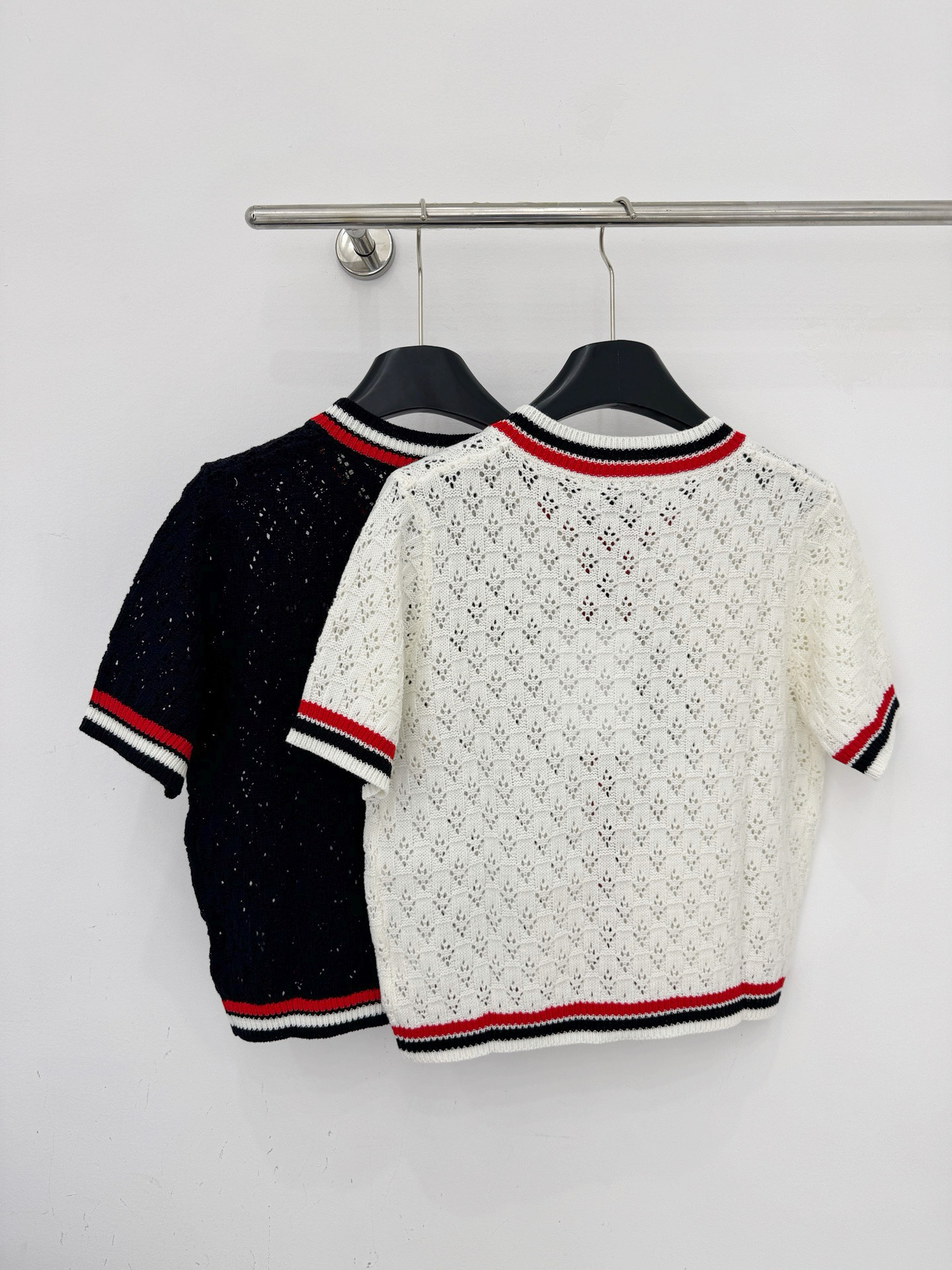Chrome Hearts 镂空针织开衫短袖 提花工艺，撞色条纹包边，简约logo点缀，透气百搭，叠穿单穿都