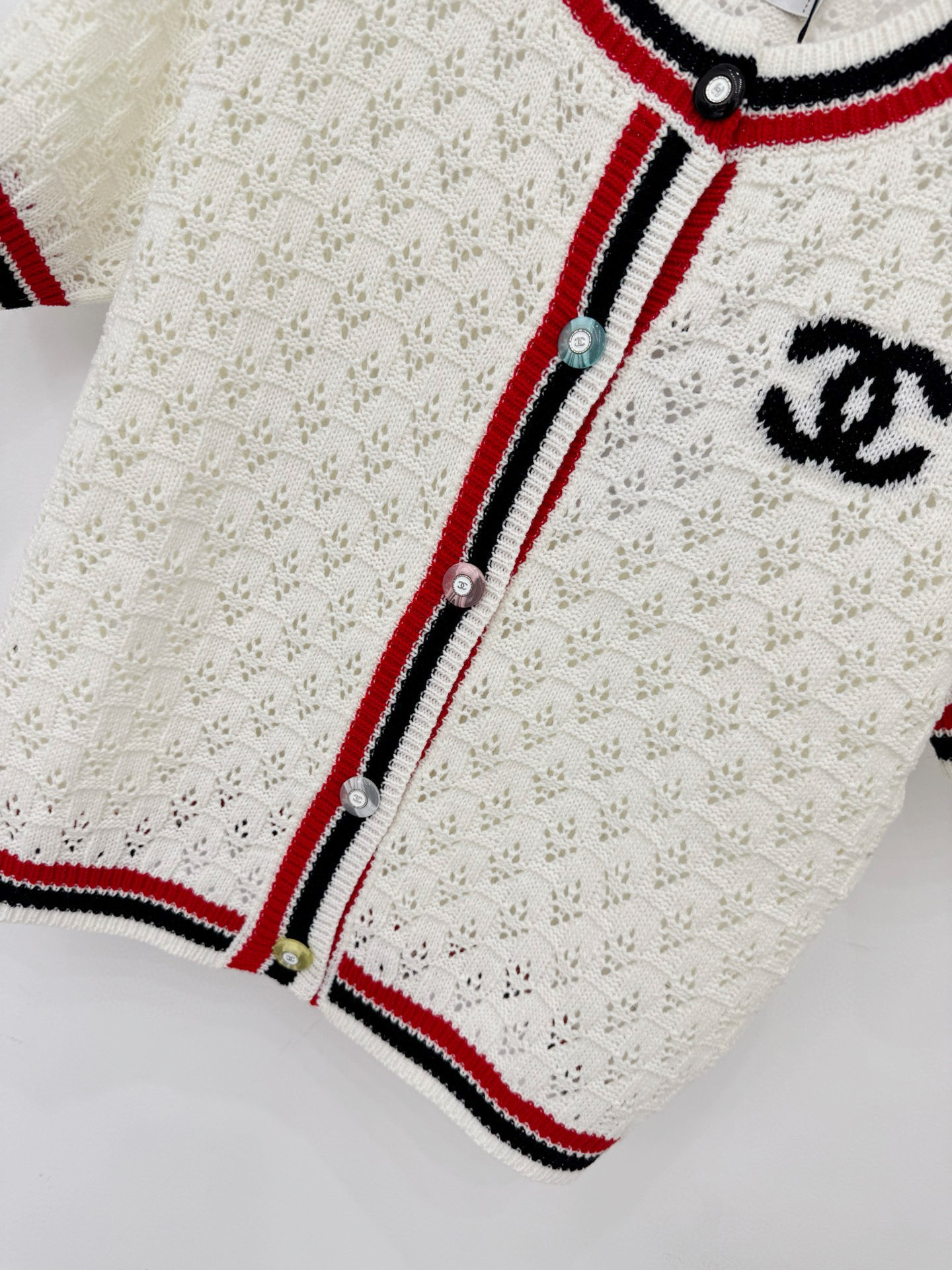 Chrome Hearts 镂空针织开衫短袖 提花工艺，撞色条纹包边，简约logo点缀，透气百搭，叠穿单穿都